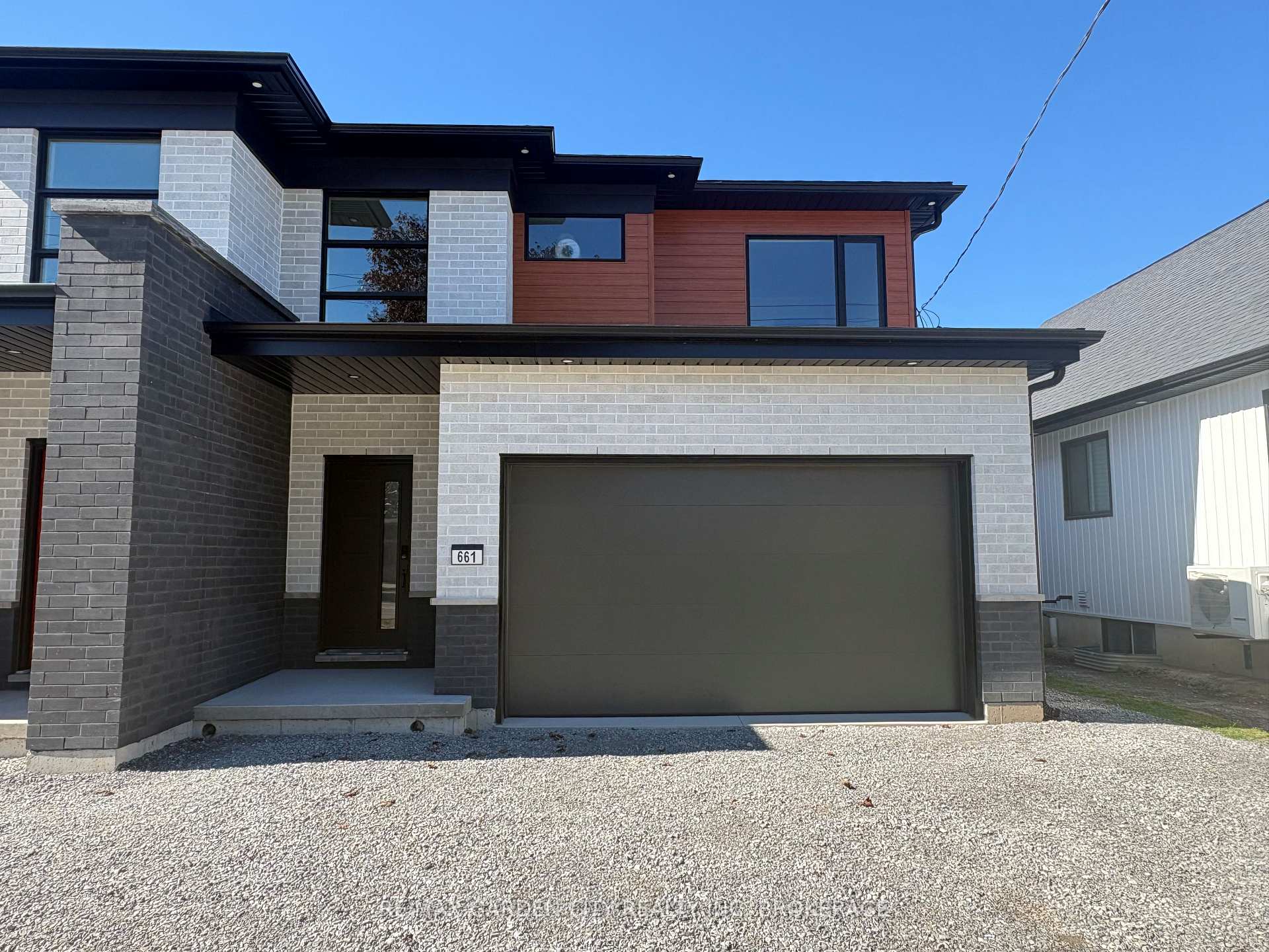 Photo of 661 Clare Avenue