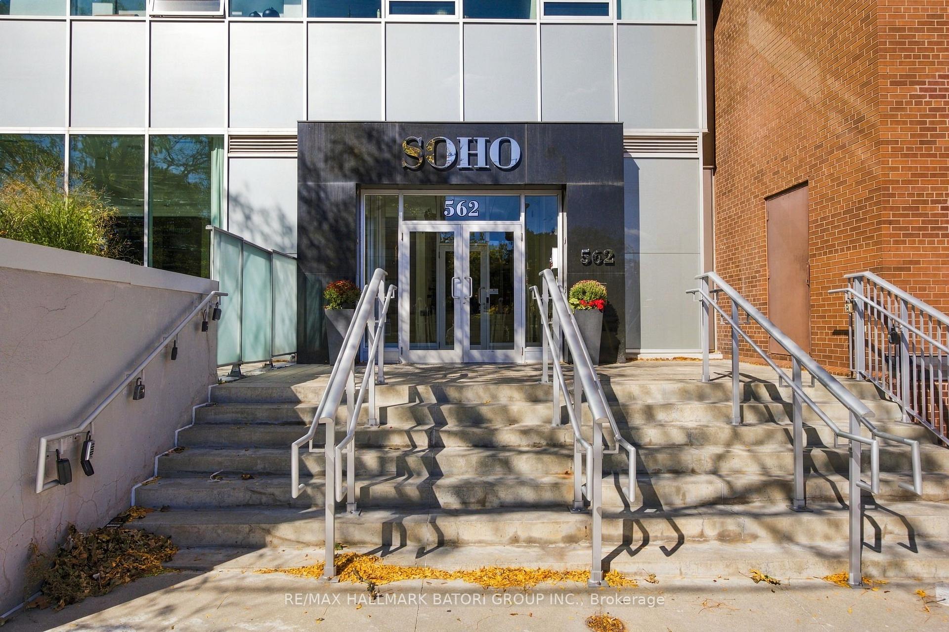 Photo of Unit 301, 562 Eglinton Avenue E