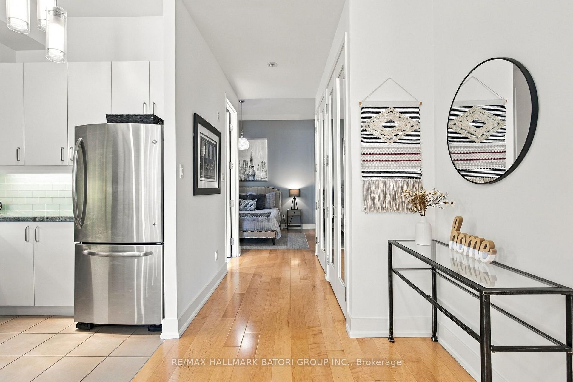 Photo 9 of Unit 301, 562 Eglinton Avenue E, Toronto, Mount Pleasant East — HOMEH
