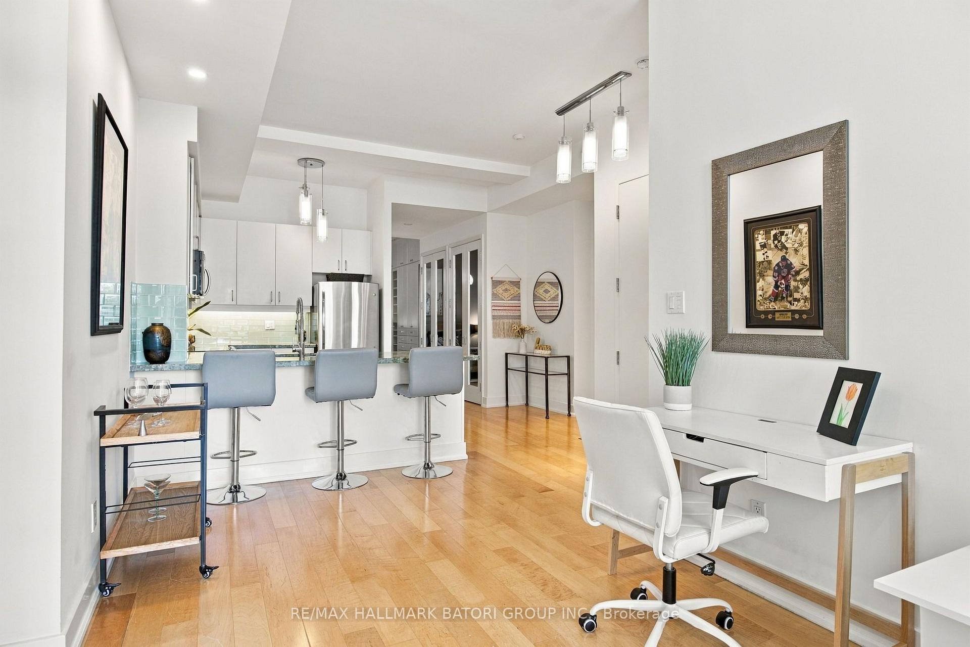 Photo 16 of Unit 301, 562 Eglinton Avenue E, Toronto, Mount Pleasant East — HOMEH