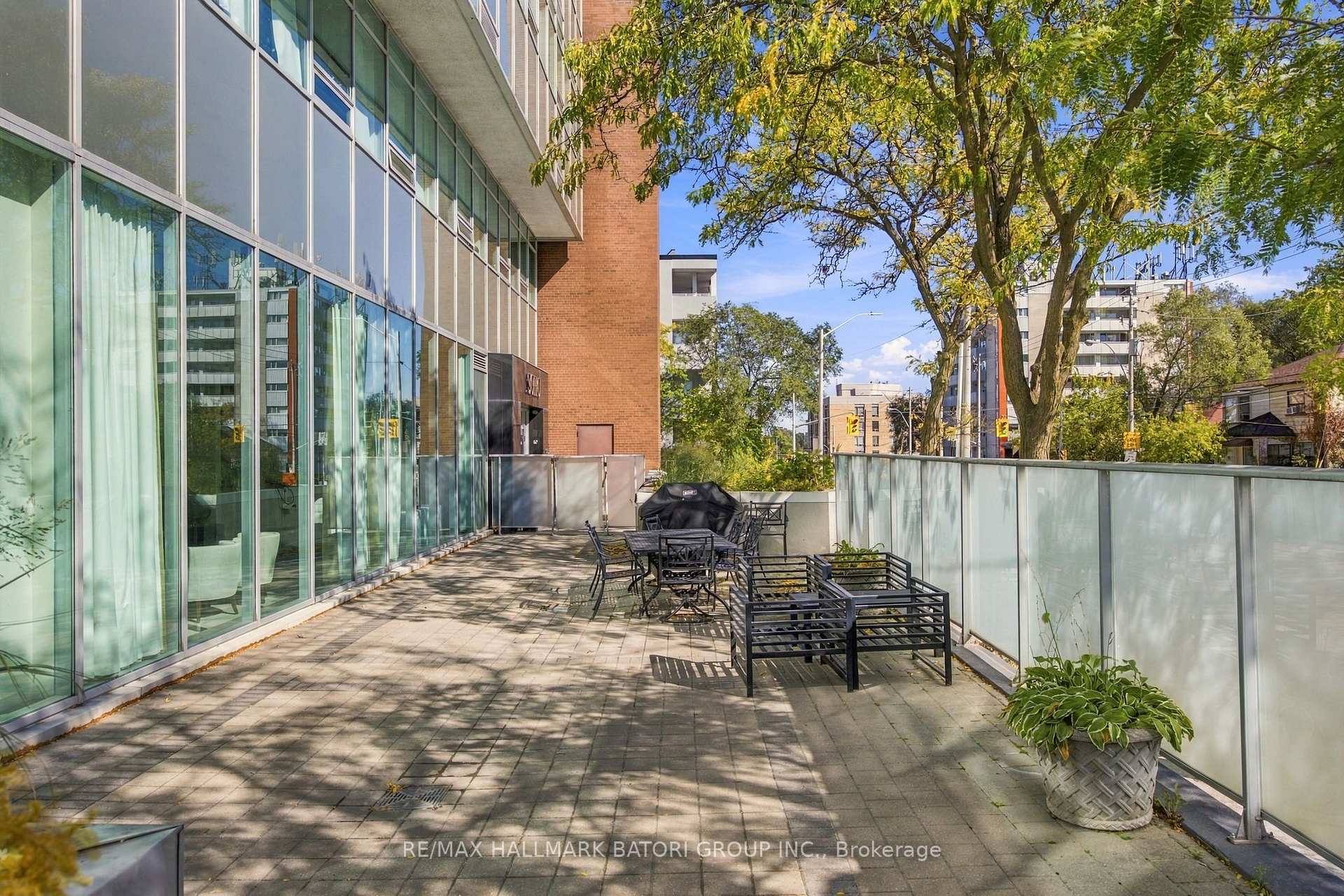 Photo 32 of Unit 301, 562 Eglinton Avenue E, Toronto, Mount Pleasant East — HOMEH