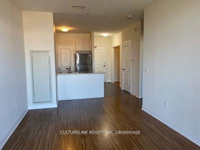 Photo 3 of 7768 Kennedy Rd, Markham, Milliken Mills West — HOMEH