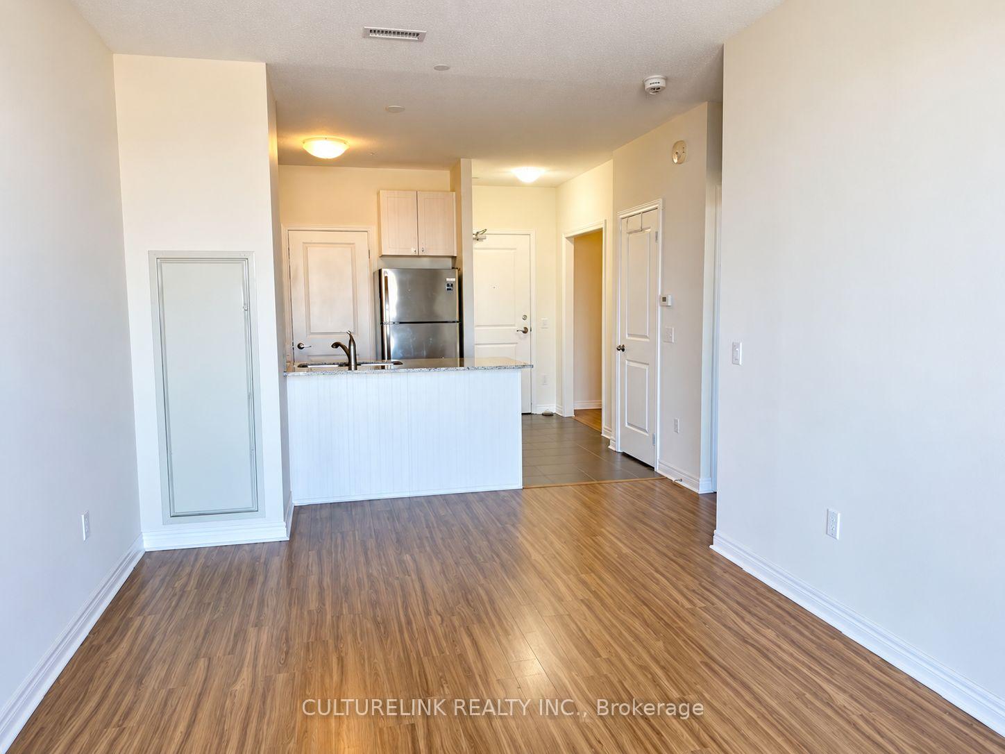 Photo 4 of 7768 Kennedy Rd, Markham, Milliken Mills West — HOMEH