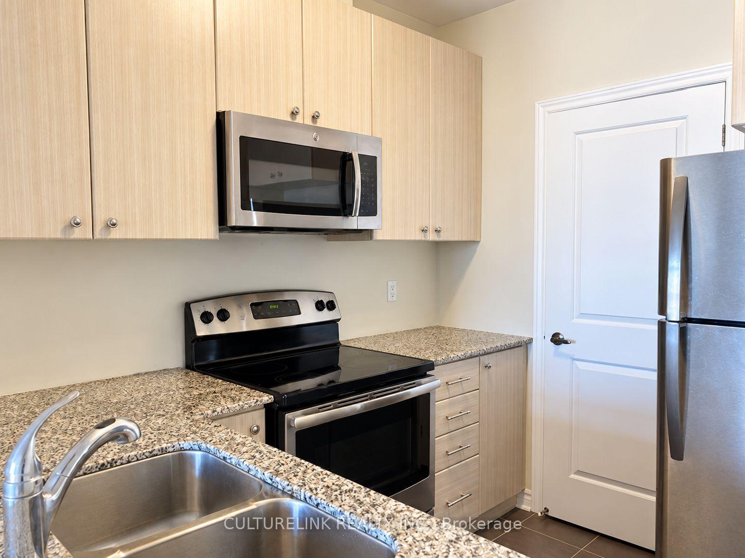 Photo 6 of 7768 Kennedy Rd, Markham, Milliken Mills West — HOMEH
