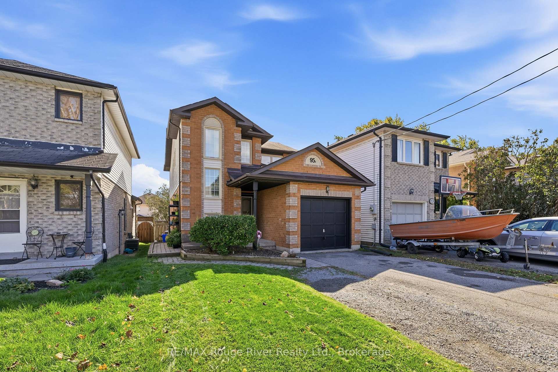 Photo 1 of 95 Concession Street E, Clarington, Bowmanville — HOMEH