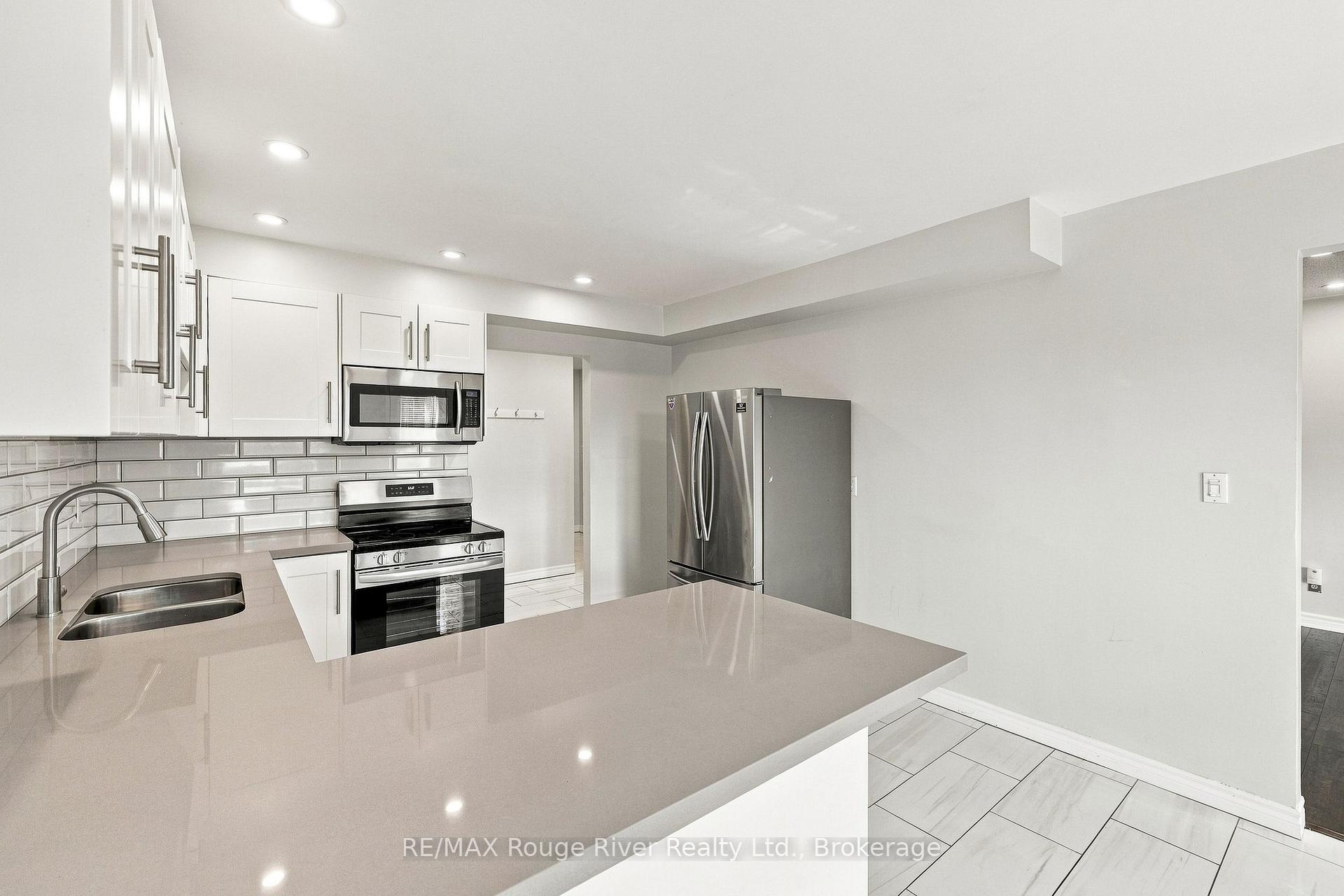 Photo 8 of 95 Concession Street E, Clarington, Bowmanville — HOMEH