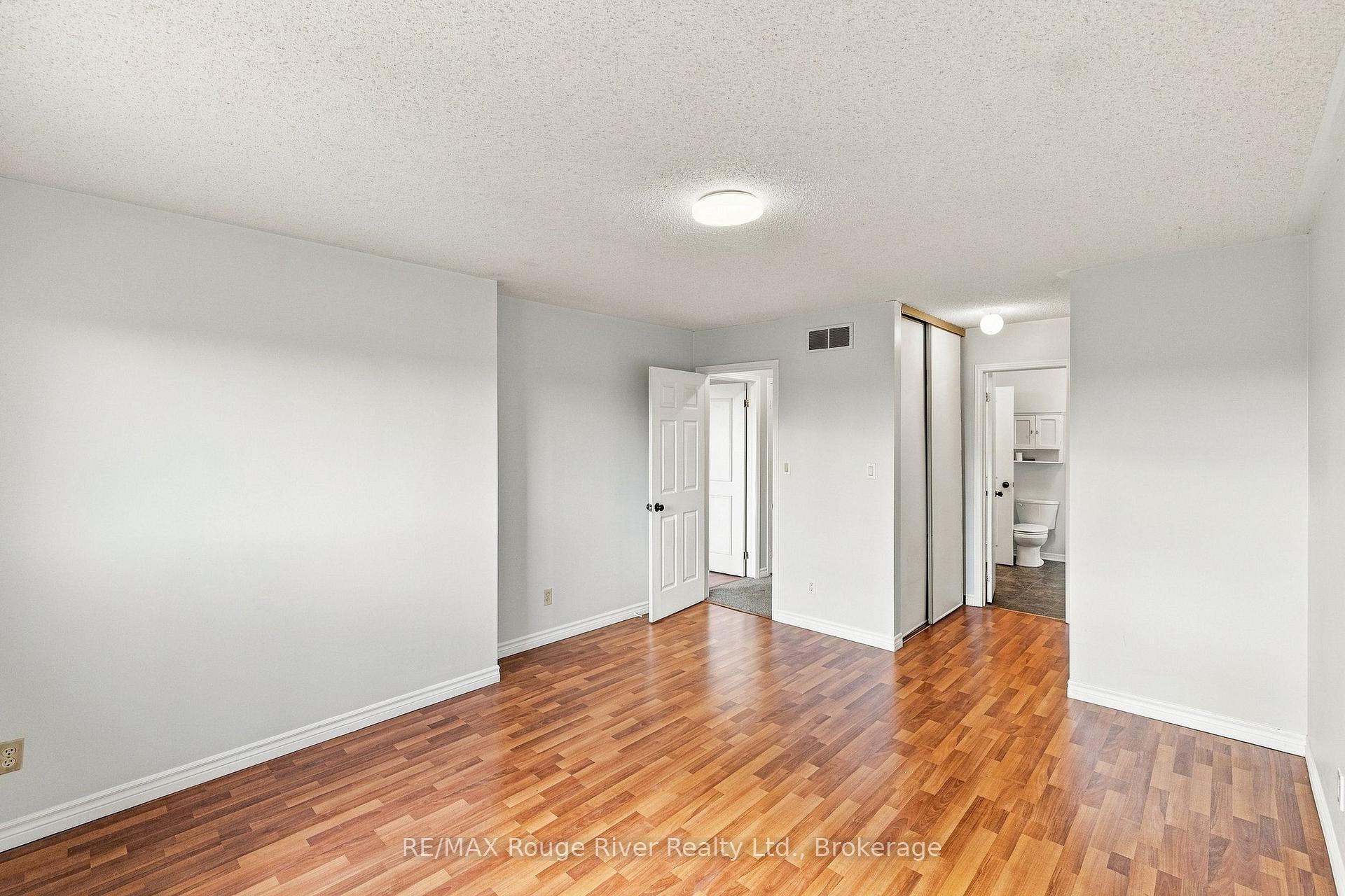 Photo 24 of 95 Concession Street E, Clarington, Bowmanville — HOMEH