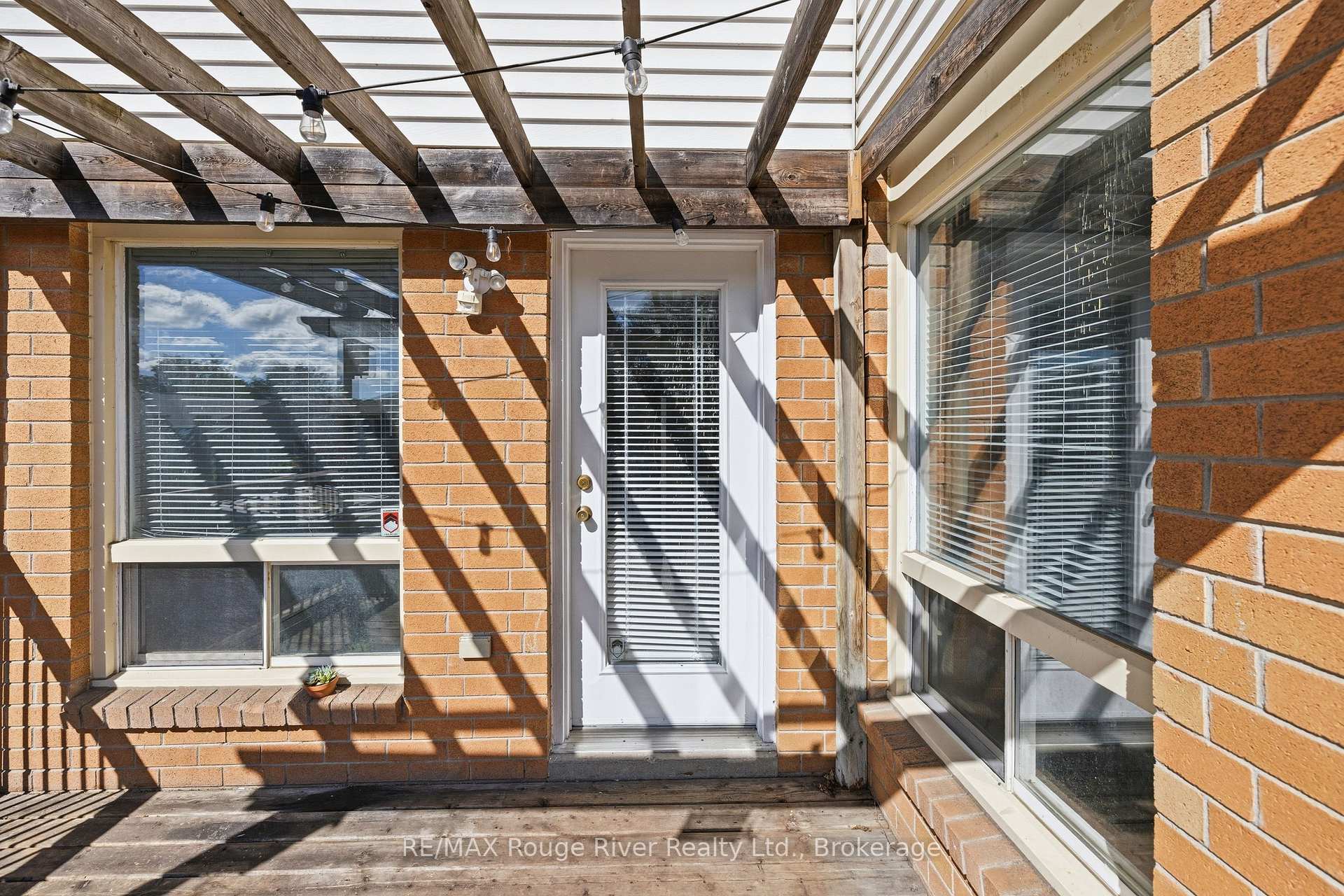 Photo 32 of 95 Concession Street E, Clarington, Bowmanville — HOMEH