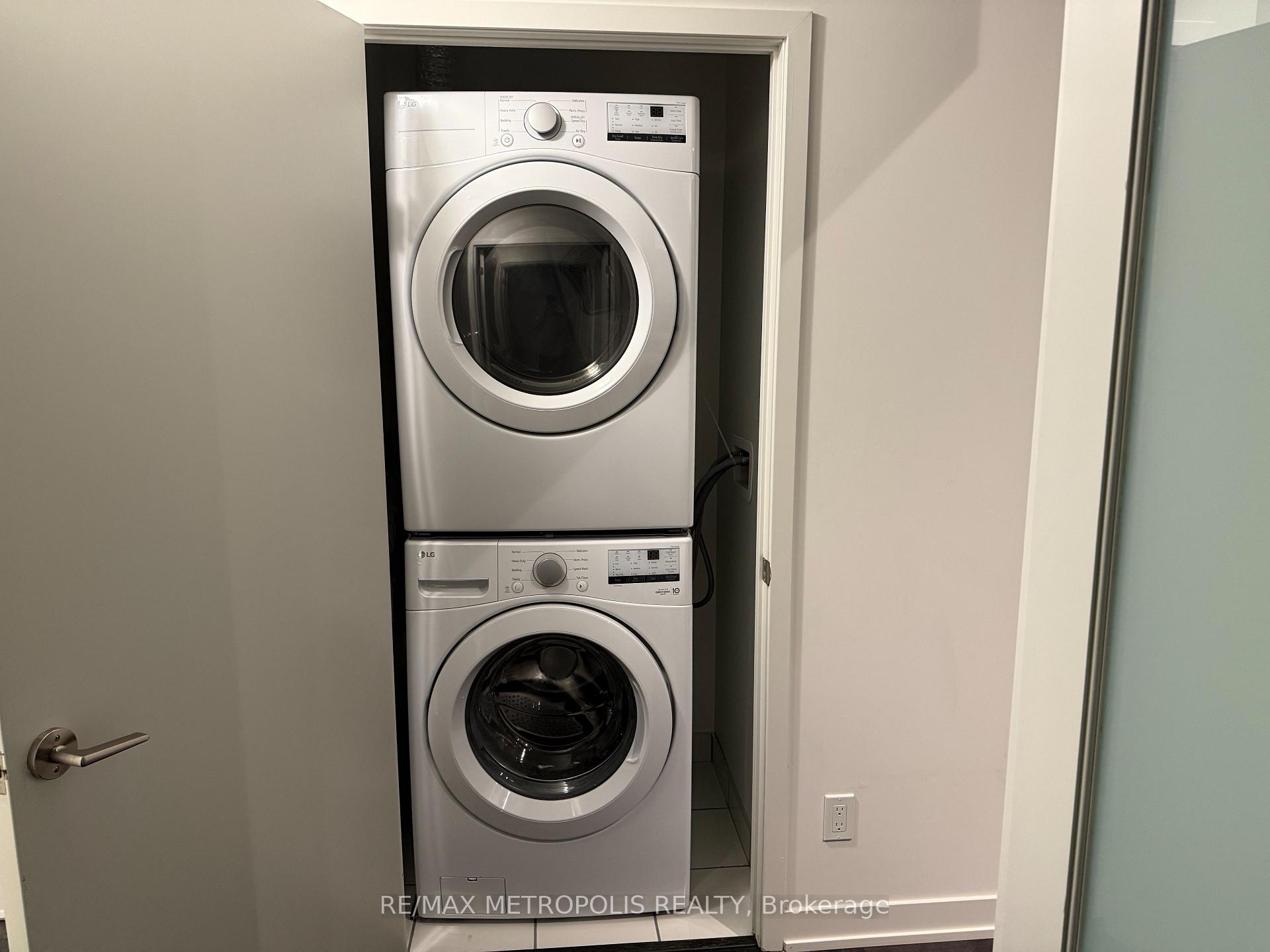 Photo 18 of Unit 1814, 292 Verdale Crossing, Markham, Unionville — HOMEH