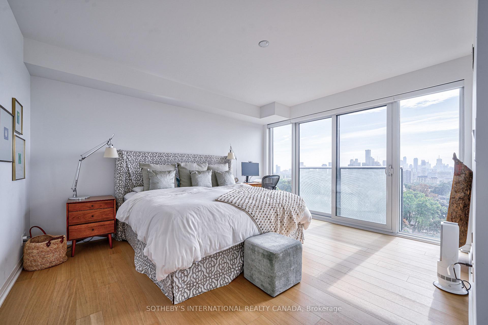 Photo 11 of Unit 1402, 99 Foxbar Road, Toronto, Yonge-St. Clair — HOMEH
