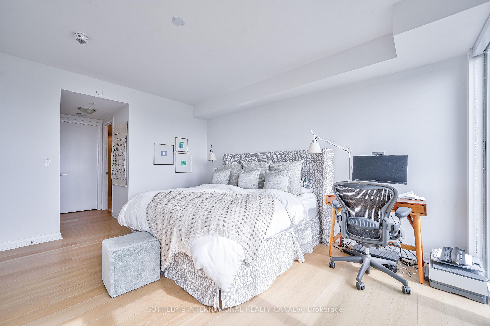 Photo 13 of Unit 1402, 99 Foxbar Road, Toronto, Yonge-St. Clair — HOMEH