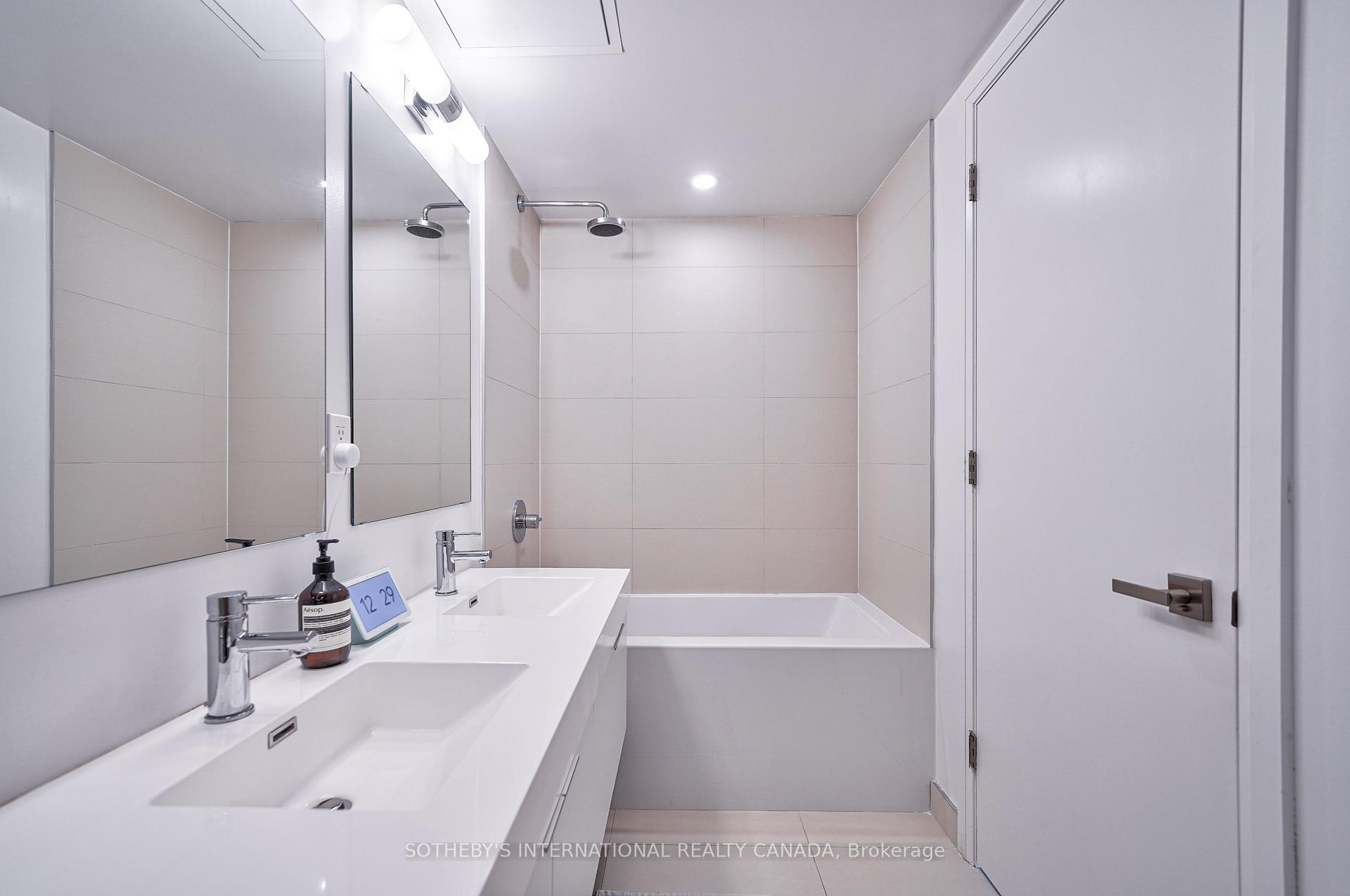 Photo 16 of Unit 1402, 99 Foxbar Road, Toronto, Yonge-St. Clair — HOMEH