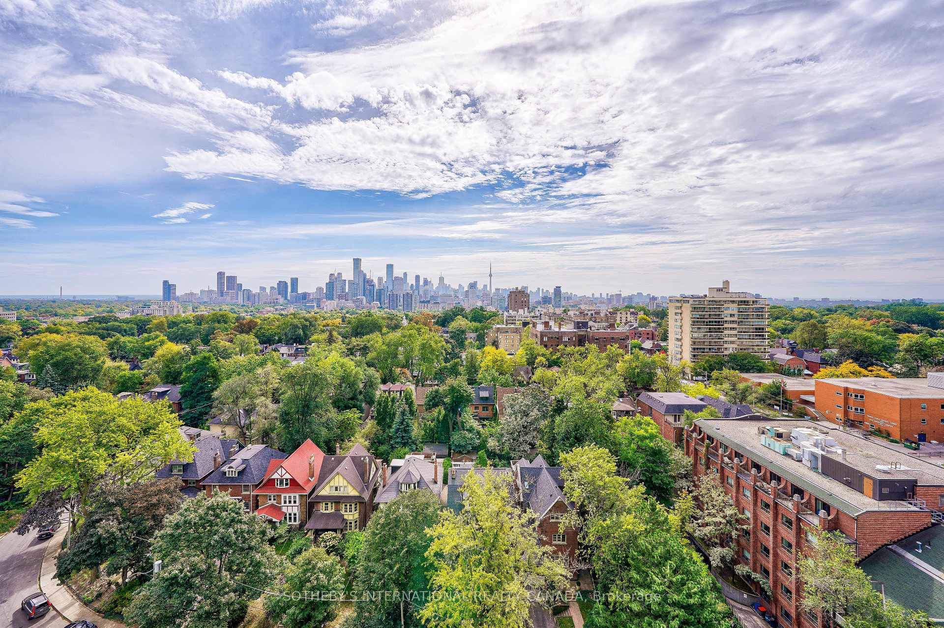 Photo 18 of Unit 1402, 99 Foxbar Road, Toronto, Yonge-St. Clair — HOMEH