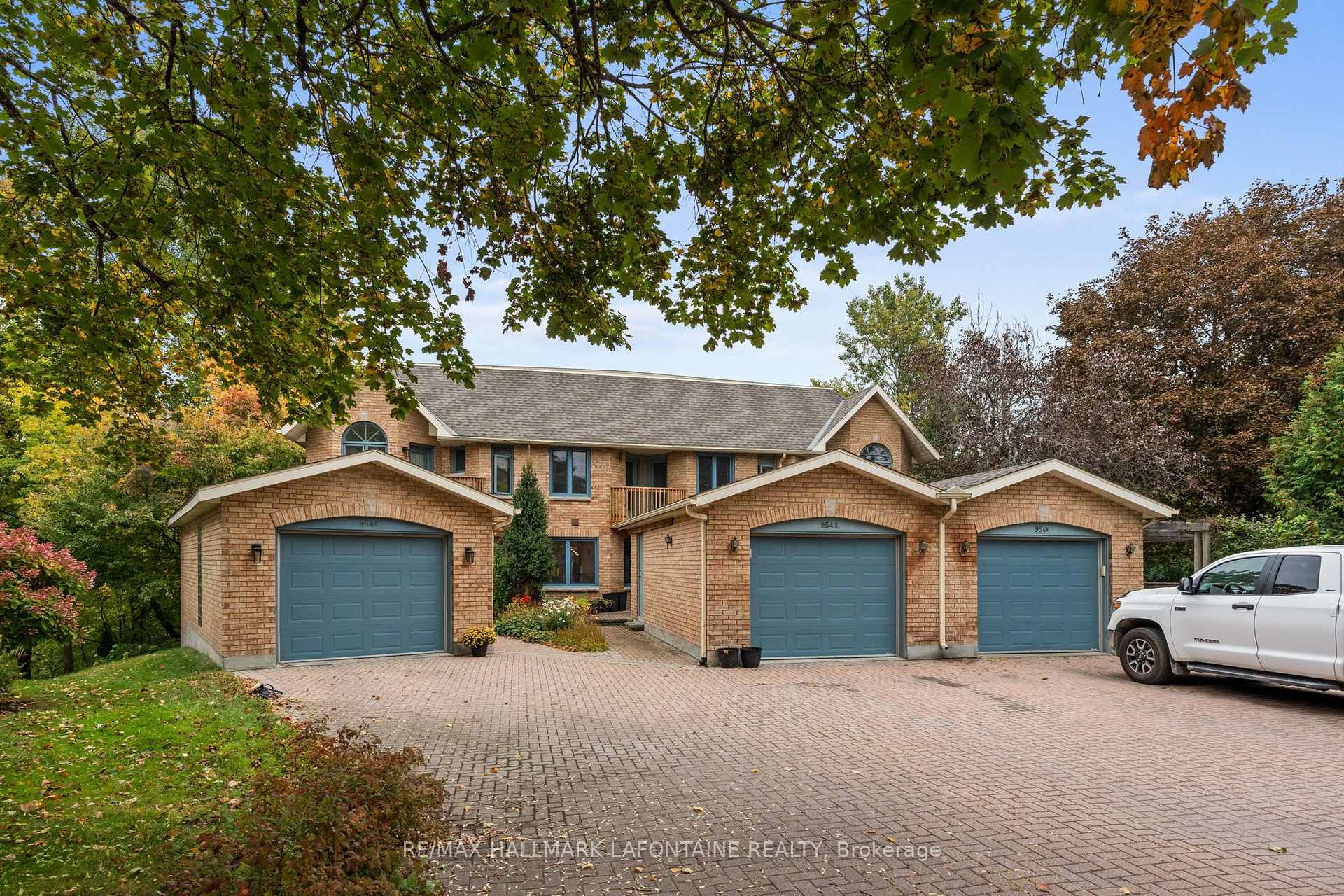 Photo 1 of 954B Green Valley Crescent, Ottawa, Experimental Farm — HOMEH