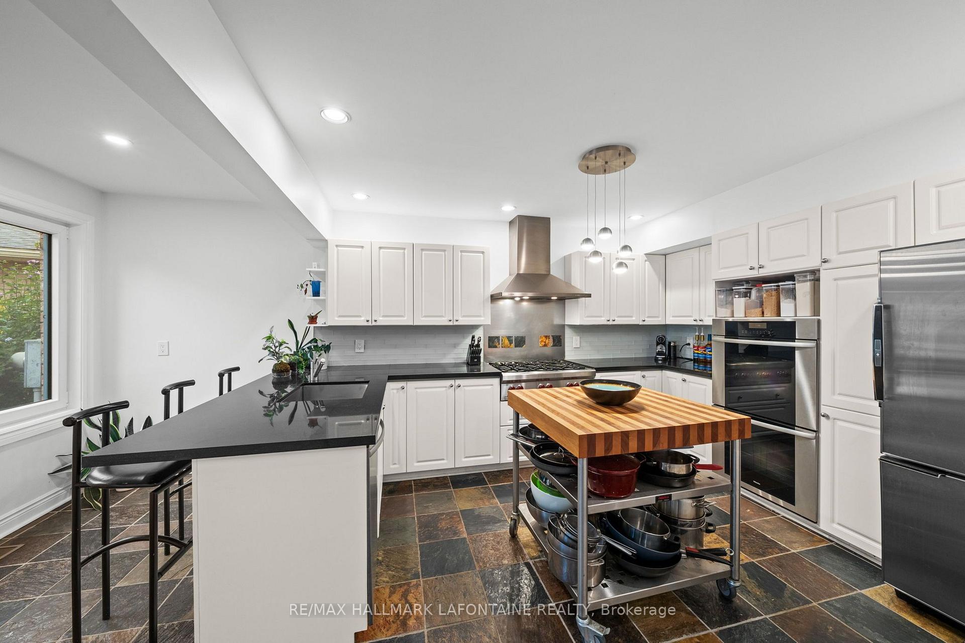 Photo 6 of 954B Green Valley Crescent, Ottawa, Experimental Farm — HOMEH
