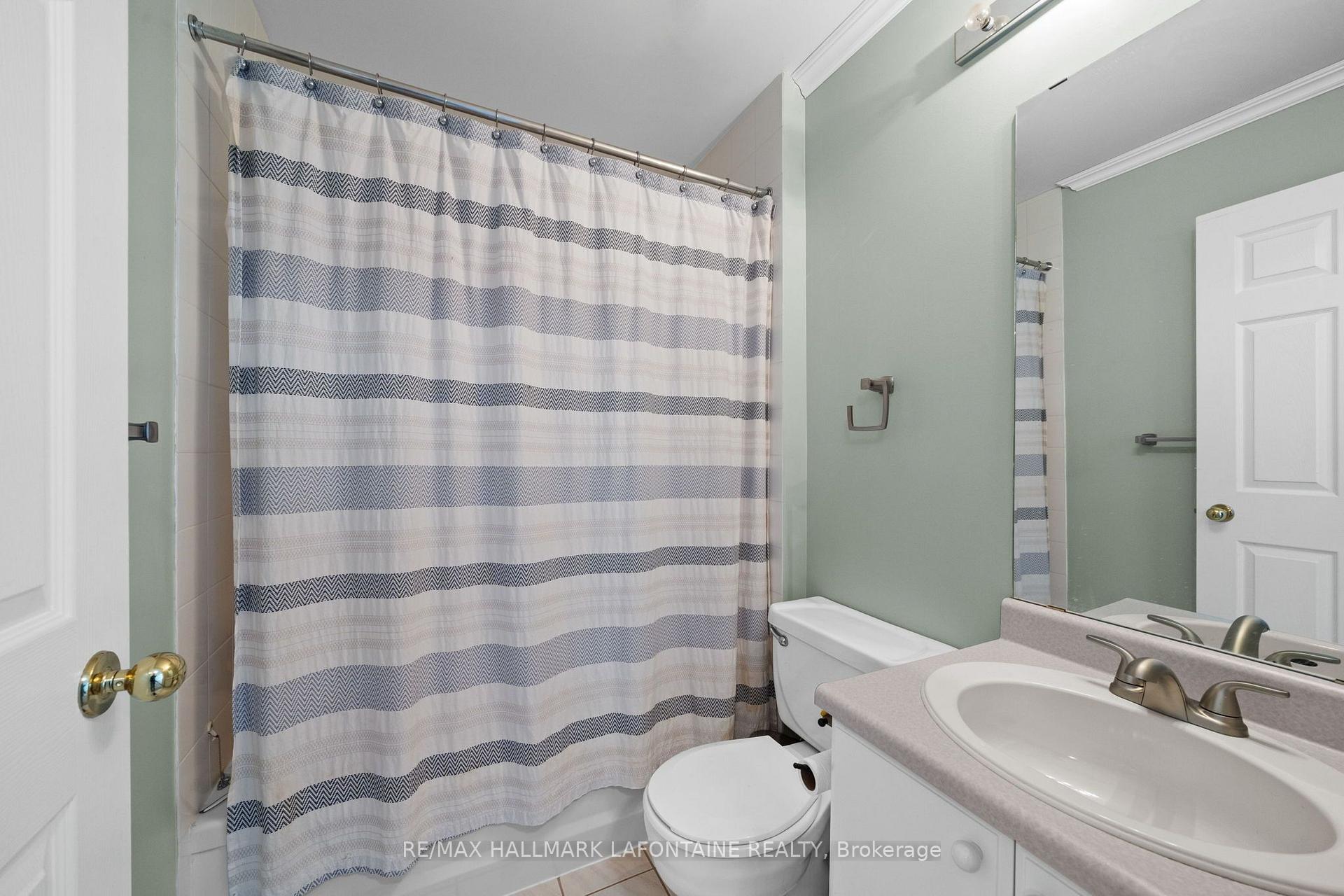 Photo 23 of 954B Green Valley Crescent, Ottawa, Experimental Farm — HOMEH