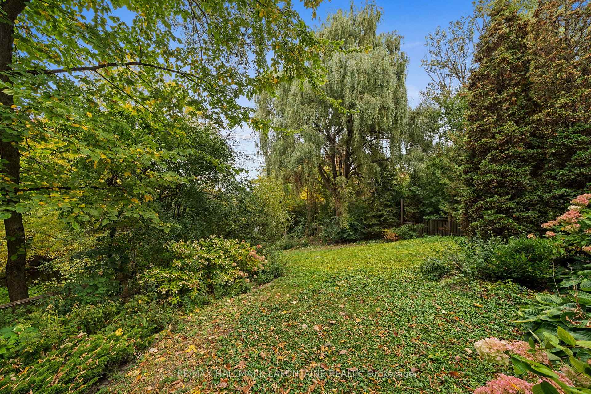 Photo 31 of 954B Green Valley Crescent, Ottawa, Experimental Farm — HOMEH