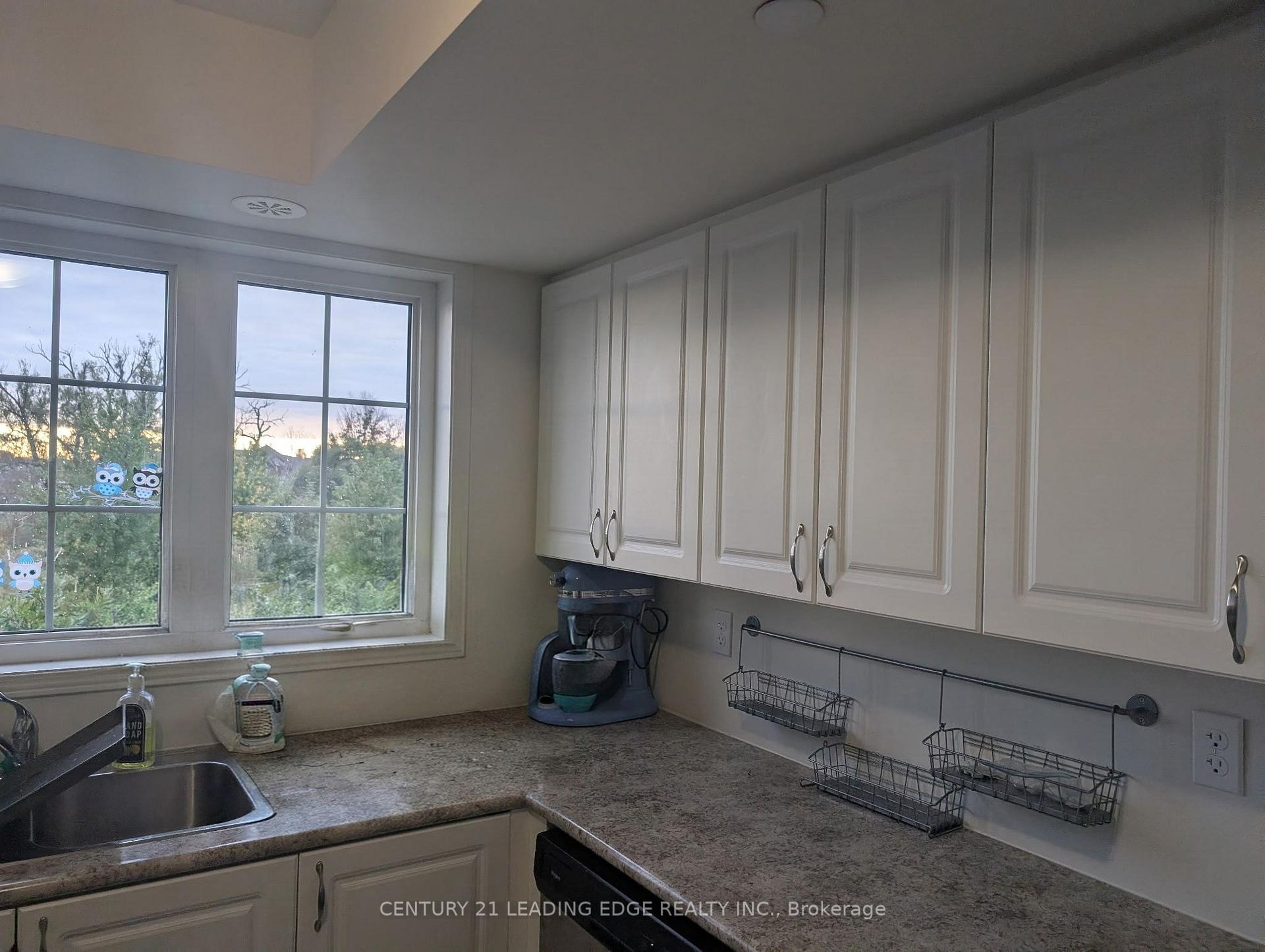 Photo 3 of 2324 Chevron Prince Path, Oshawa, Windfields — HOMEH