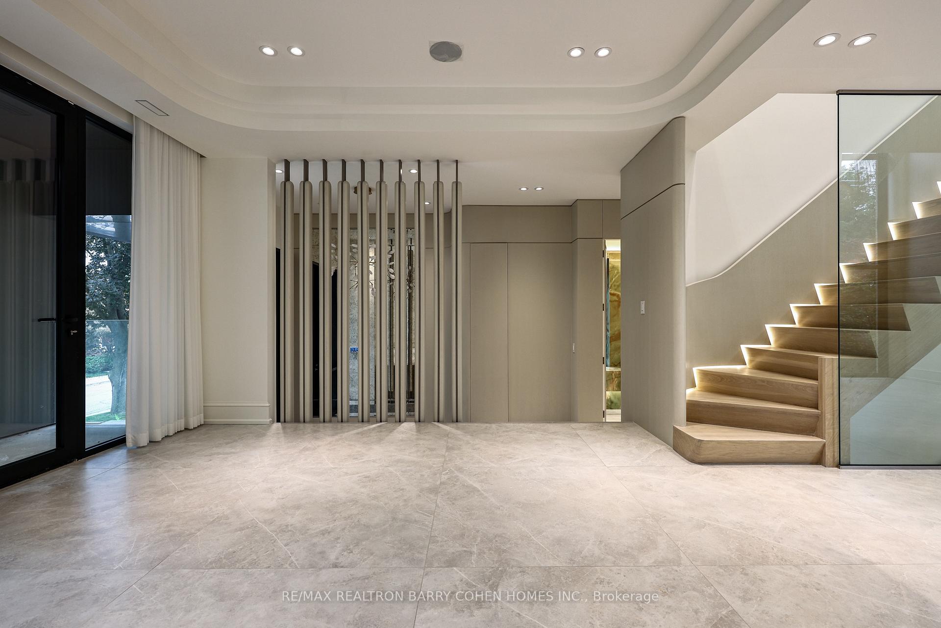 Photo 13 of 39 Chudleigh Avenue, Toronto, Lawrence Park South — HOMEH