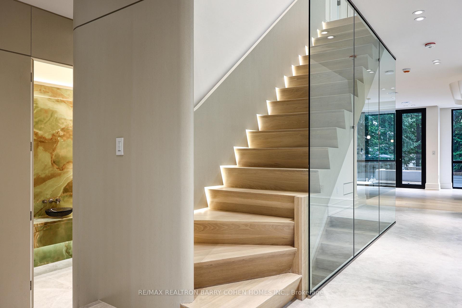 Photo 14 of 39 Chudleigh Avenue, Toronto, Lawrence Park South — HOMEH