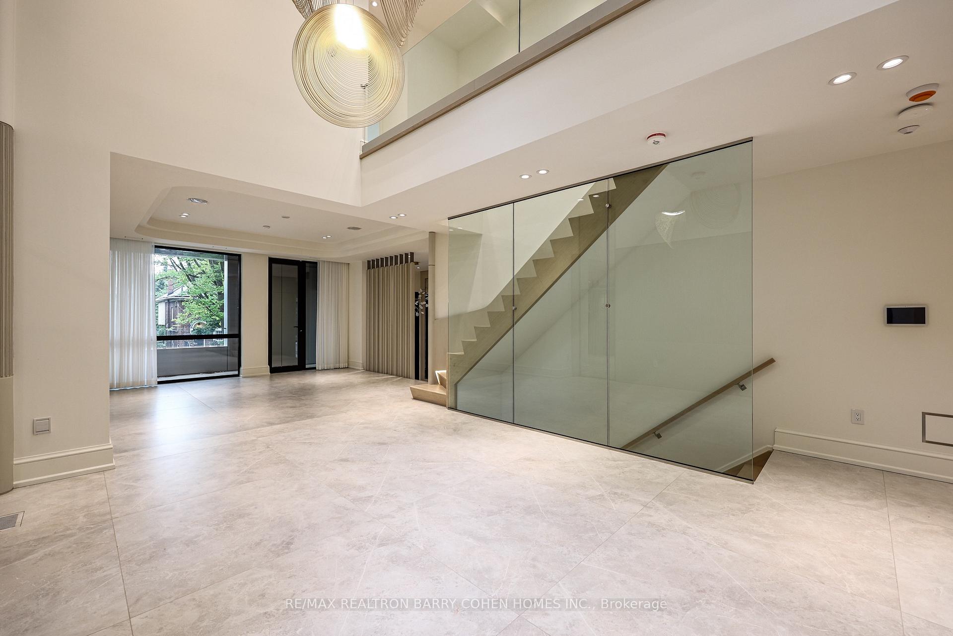 Photo 17 of 39 Chudleigh Avenue, Toronto, Lawrence Park South — HOMEH