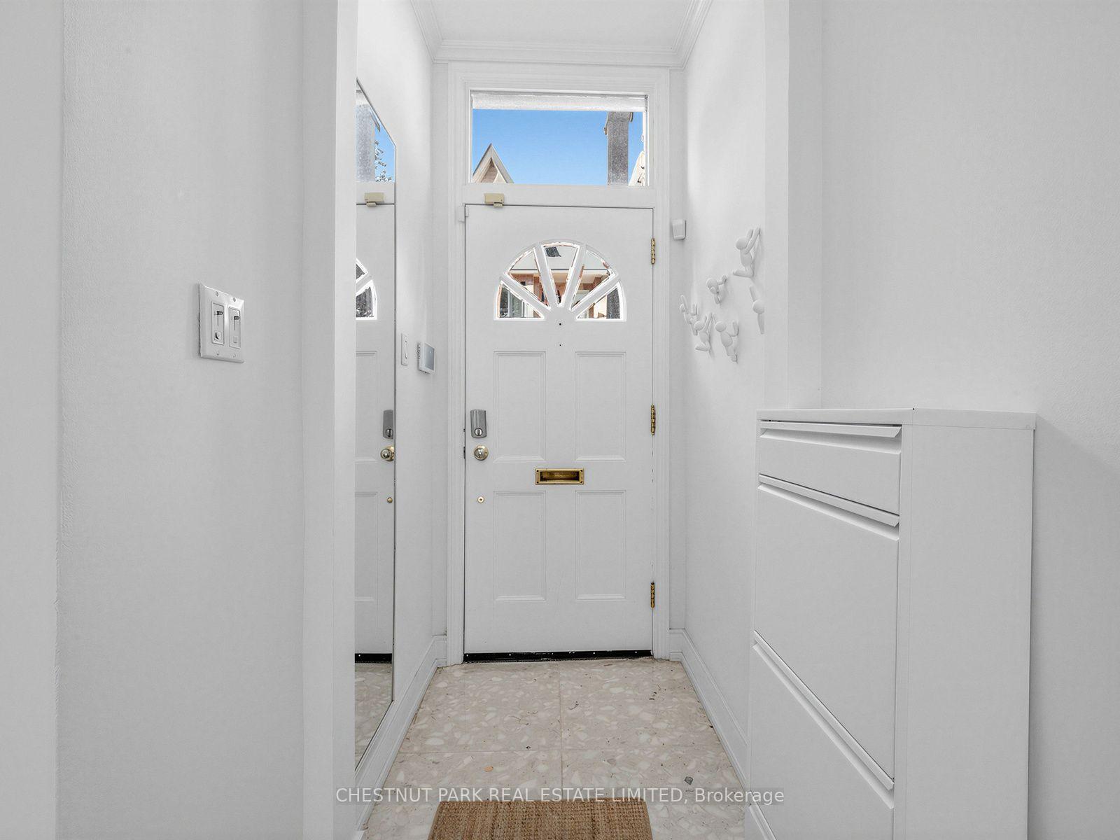 Photo 3 of 63 Alcorn Avenue, Toronto, Yonge-St. Clair — HOMEH