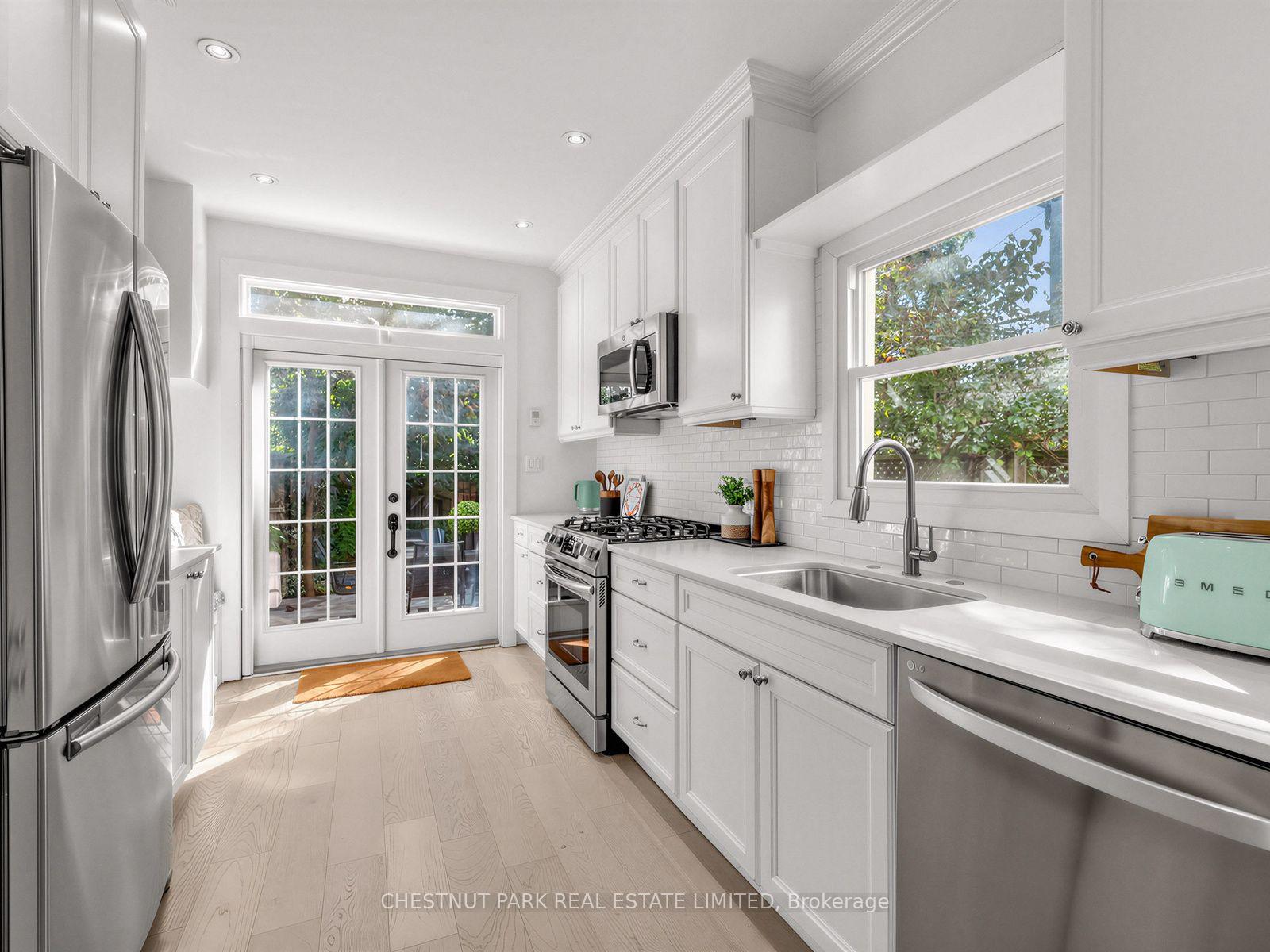 Photo 12 of 63 Alcorn Avenue, Toronto, Yonge-St. Clair — HOMEH