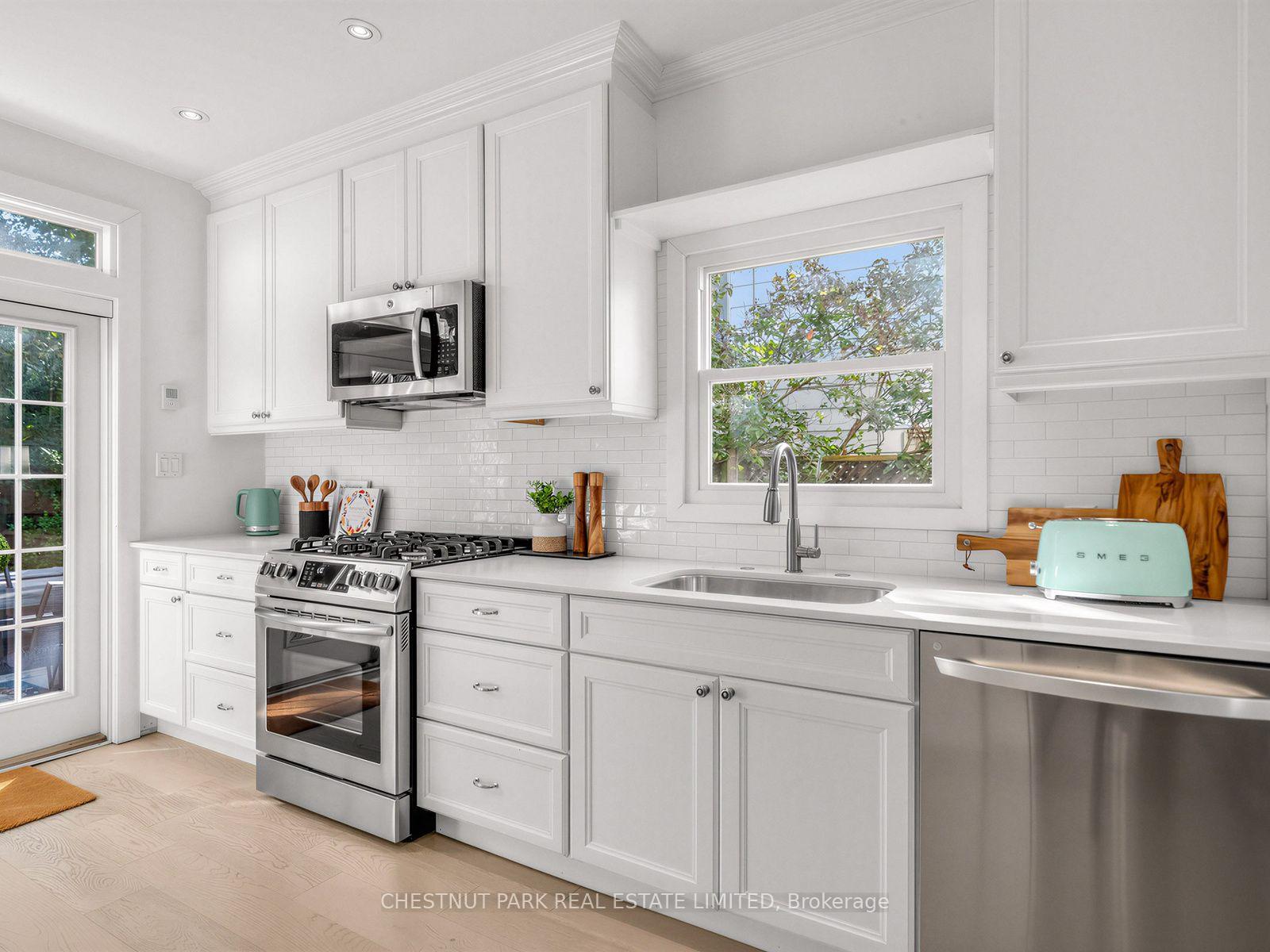 Photo 14 of 63 Alcorn Avenue, Toronto, Yonge-St. Clair — HOMEH