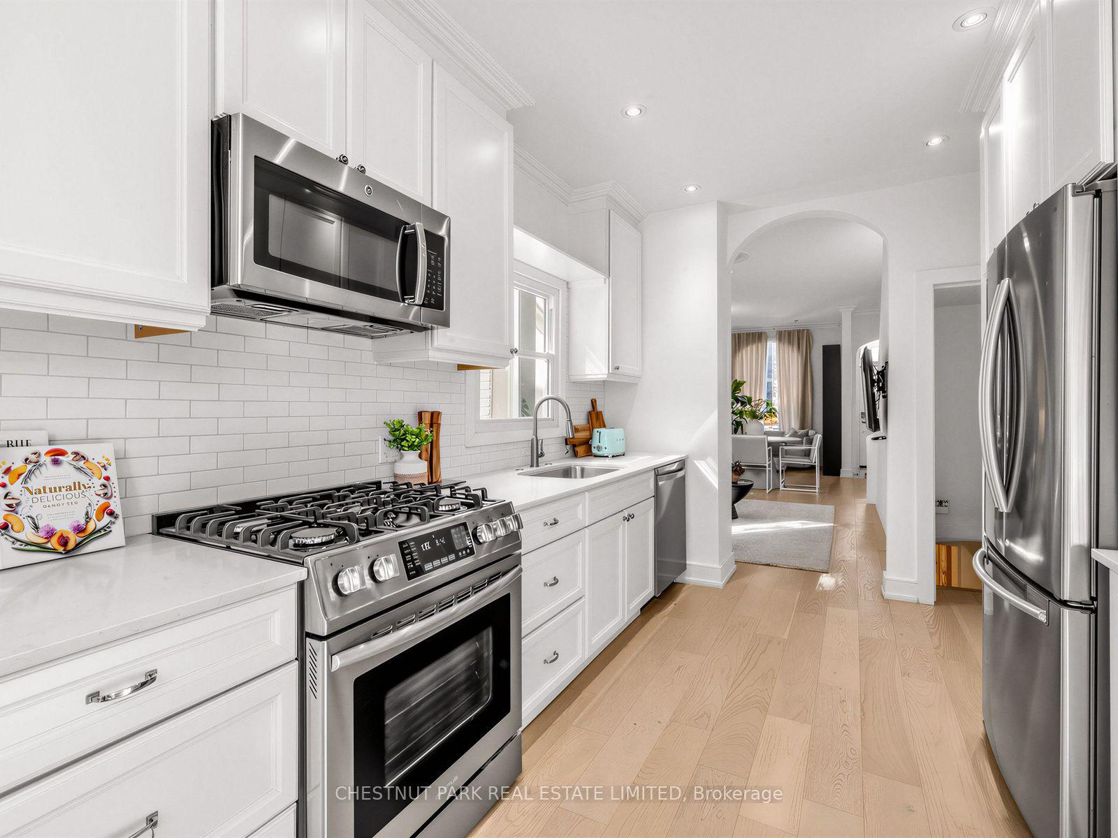 Photo 16 of 63 Alcorn Avenue, Toronto, Yonge-St. Clair — HOMEH