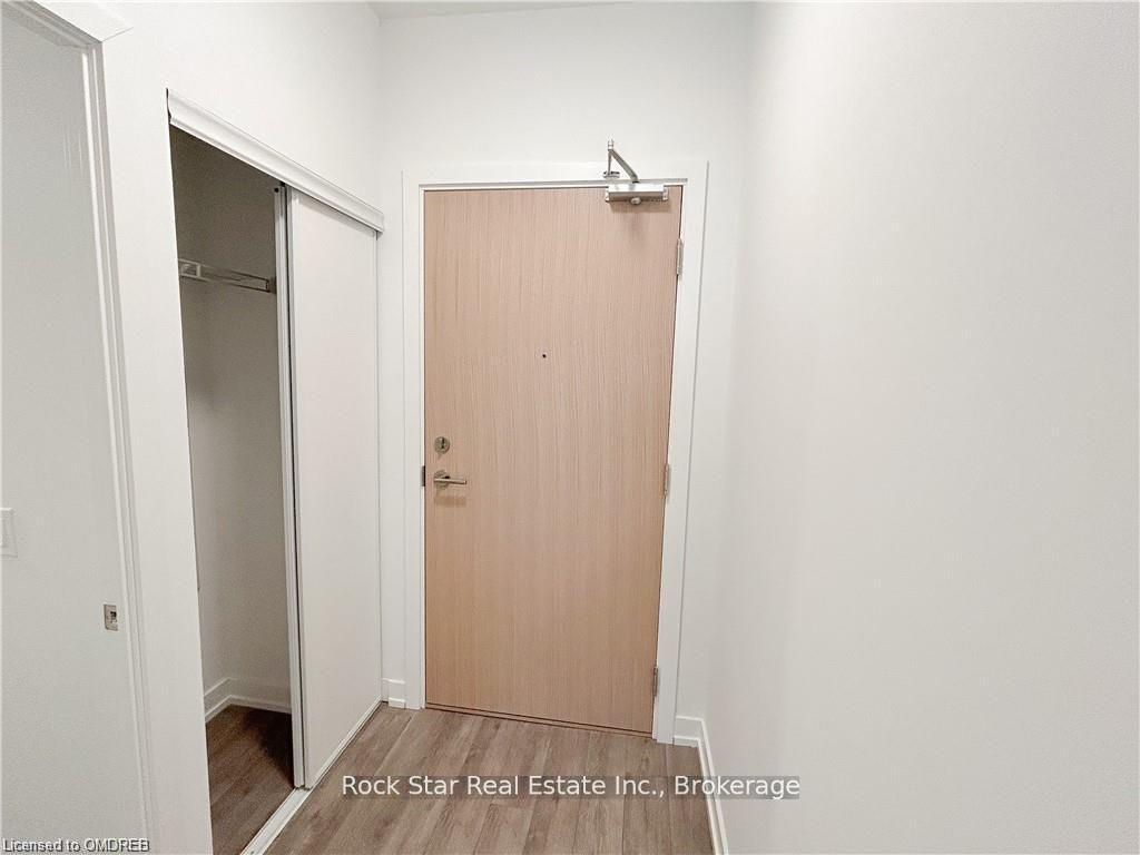 Photo 4 of Unit 418, 1195 The Queensway, Etobicoke, Islington-City Centre West — HOMEH