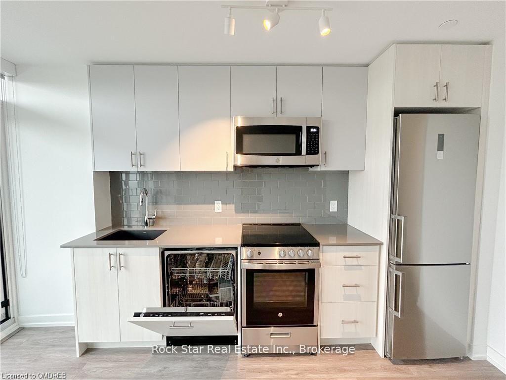 Photo 13 of Unit 418, 1195 The Queensway, Etobicoke, Islington-City Centre West — HOMEH