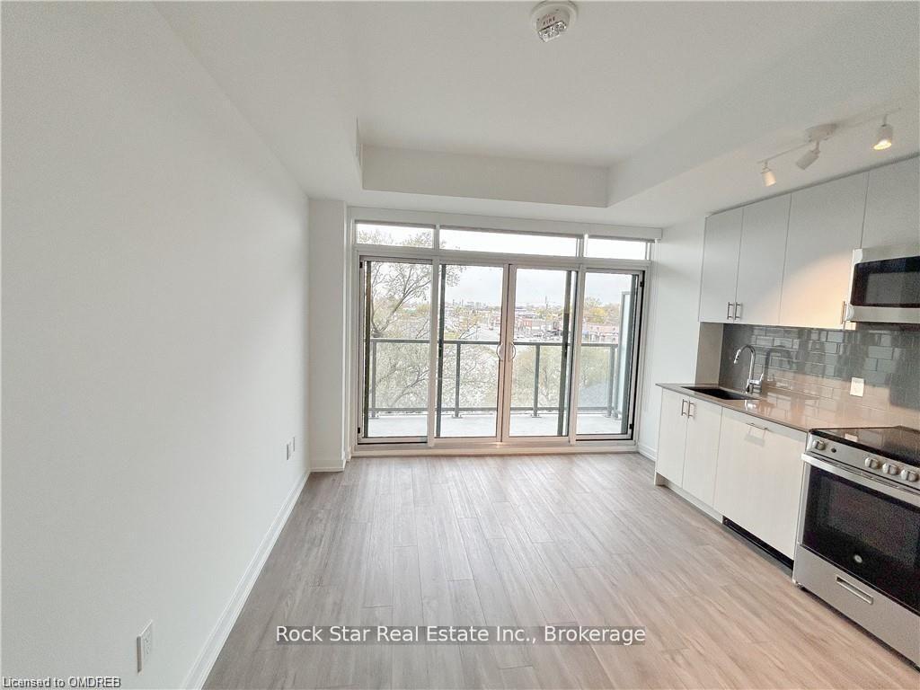 Photo 16 of Unit 418, 1195 The Queensway, Etobicoke, Islington-City Centre West — HOMEH
