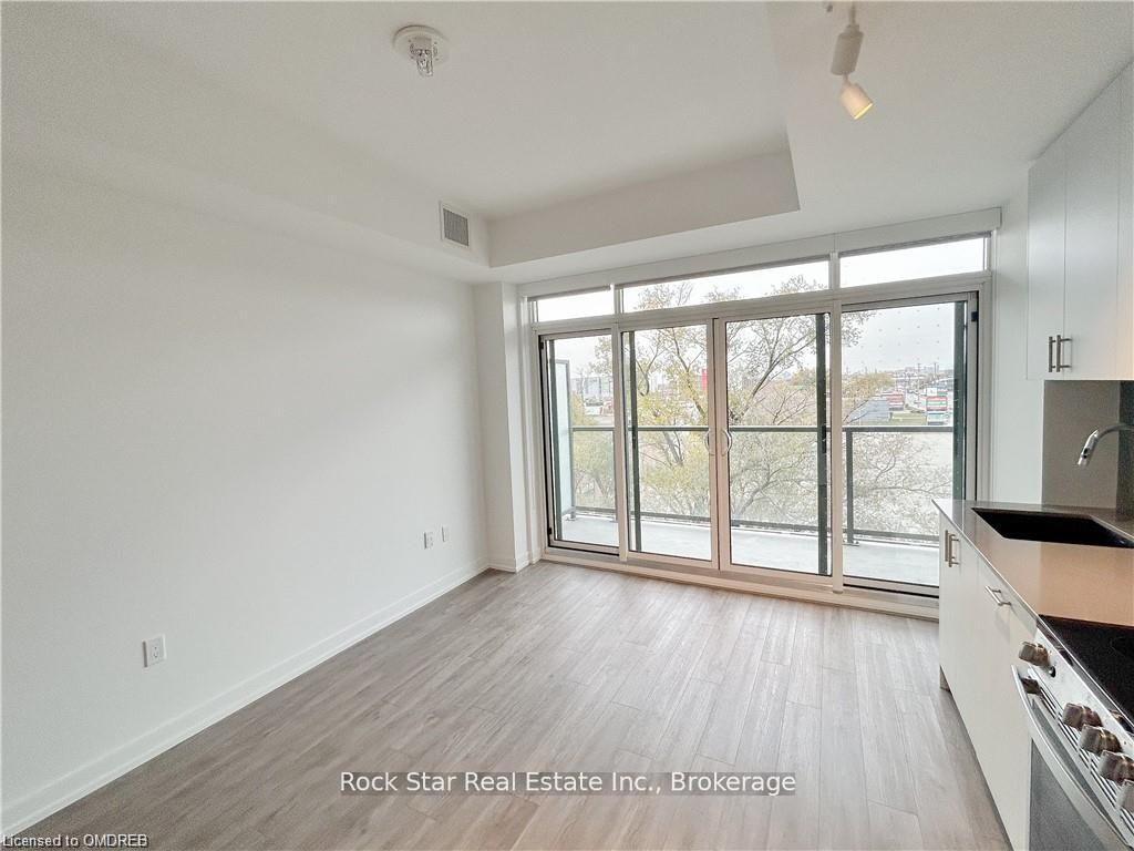 Photo 18 of Unit 418, 1195 The Queensway, Etobicoke, Islington-City Centre West — HOMEH
