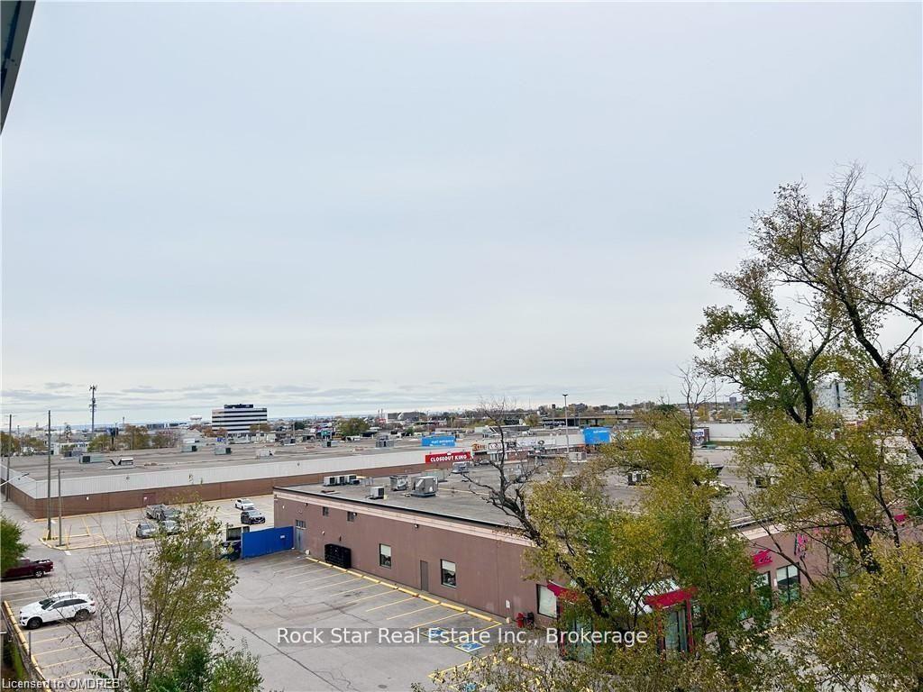 Photo 25 of Unit 418, 1195 The Queensway, Etobicoke, Islington-City Centre West — HOMEH