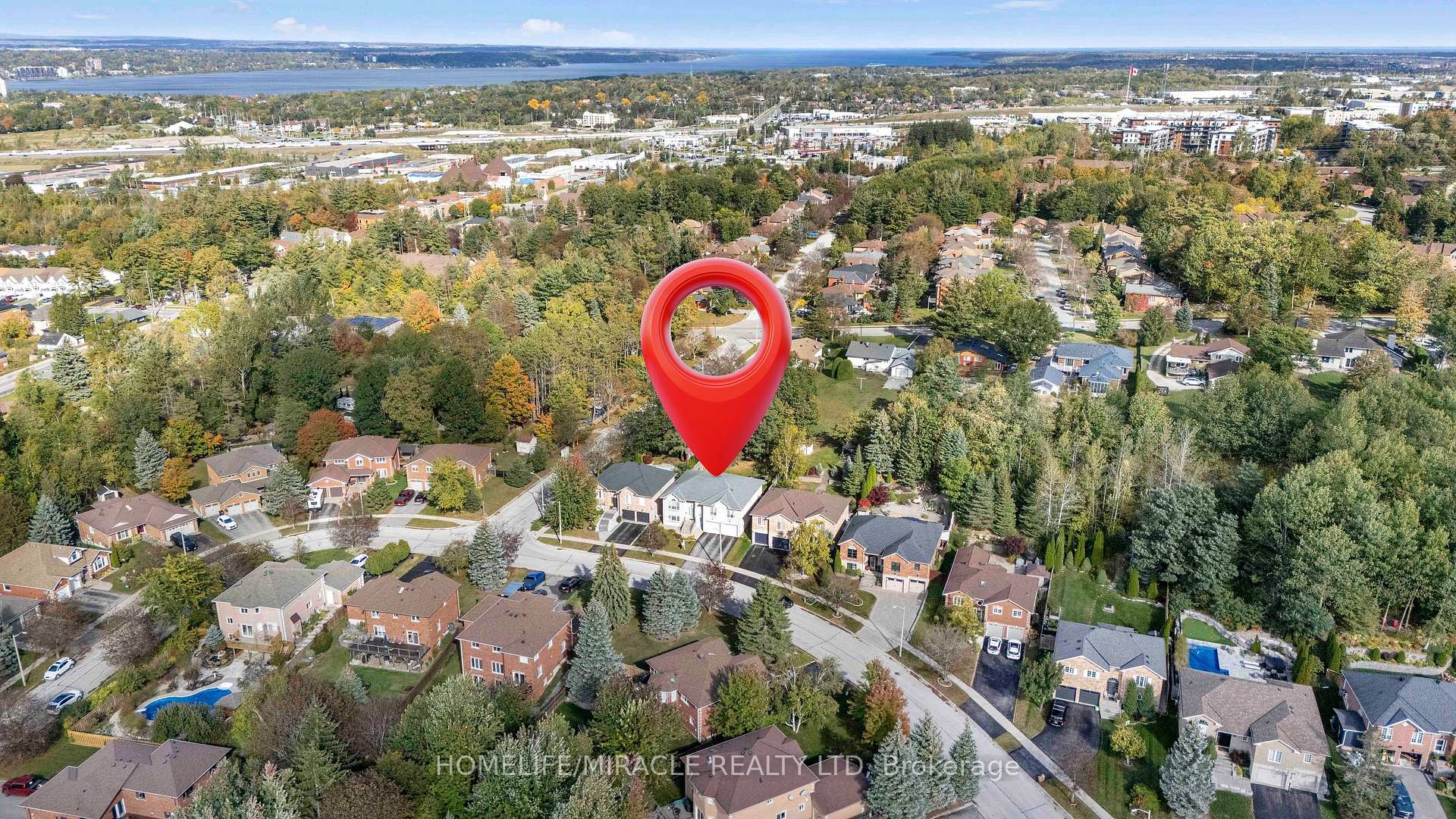 Photo 4 of 30 Dove Crescent, Barrie, Ardagh — HOMEH