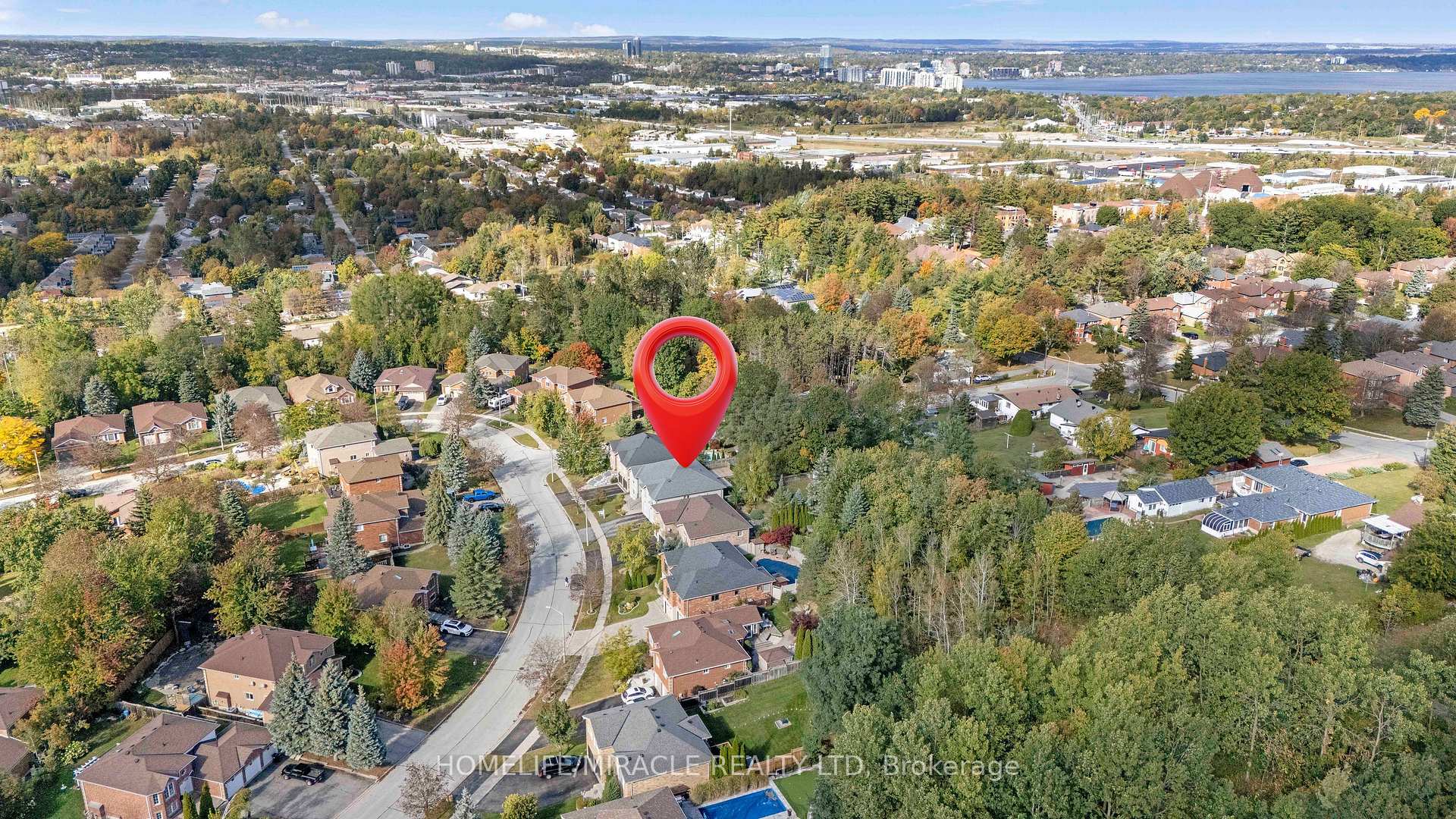 Photo 5 of 30 Dove Crescent, Barrie, Ardagh — HOMEH