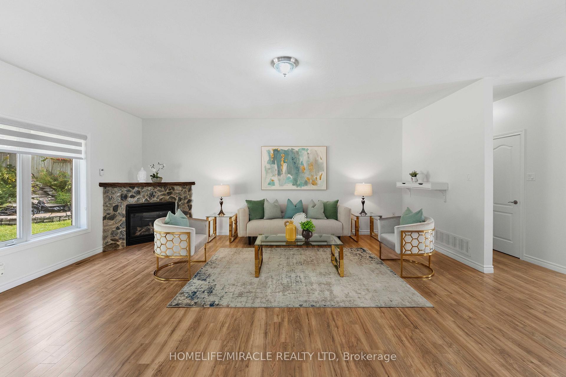 Photo 7 of 30 Dove Crescent, Barrie, Ardagh — HOMEH