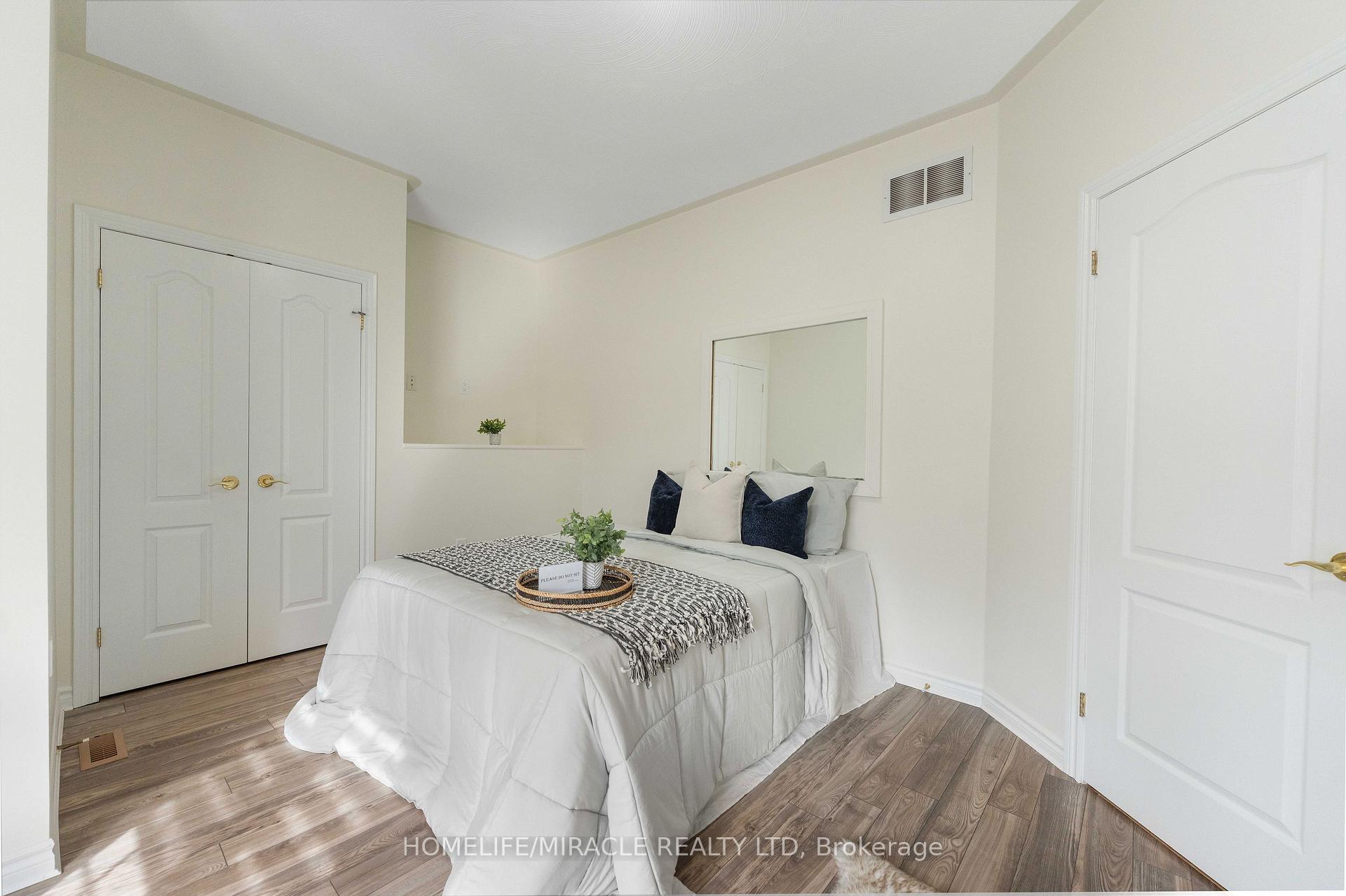 Photo 24 of 30 Dove Crescent, Barrie, Ardagh — HOMEH
