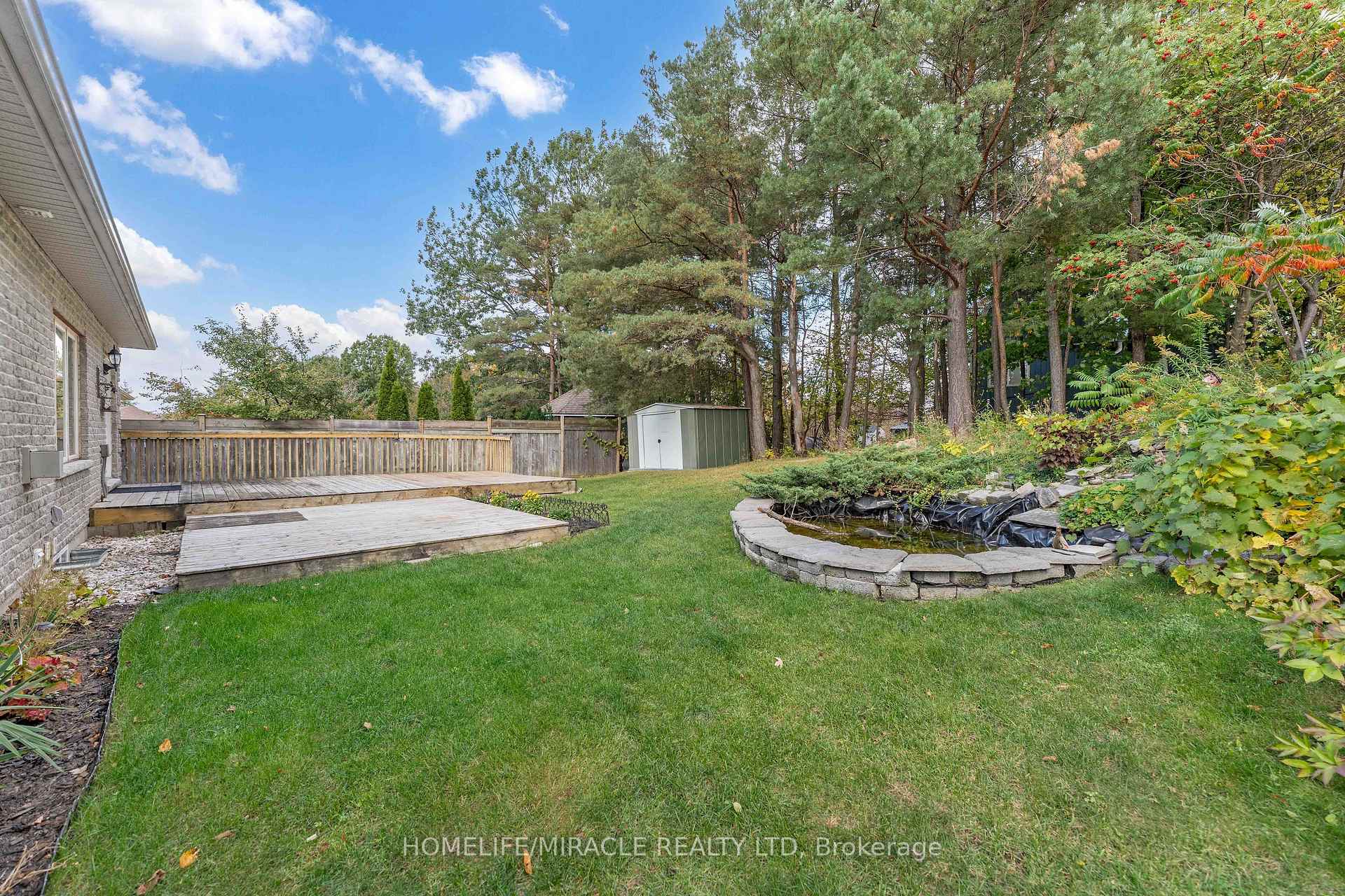 Photo 43 of 30 Dove Crescent, Barrie, Ardagh — HOMEH