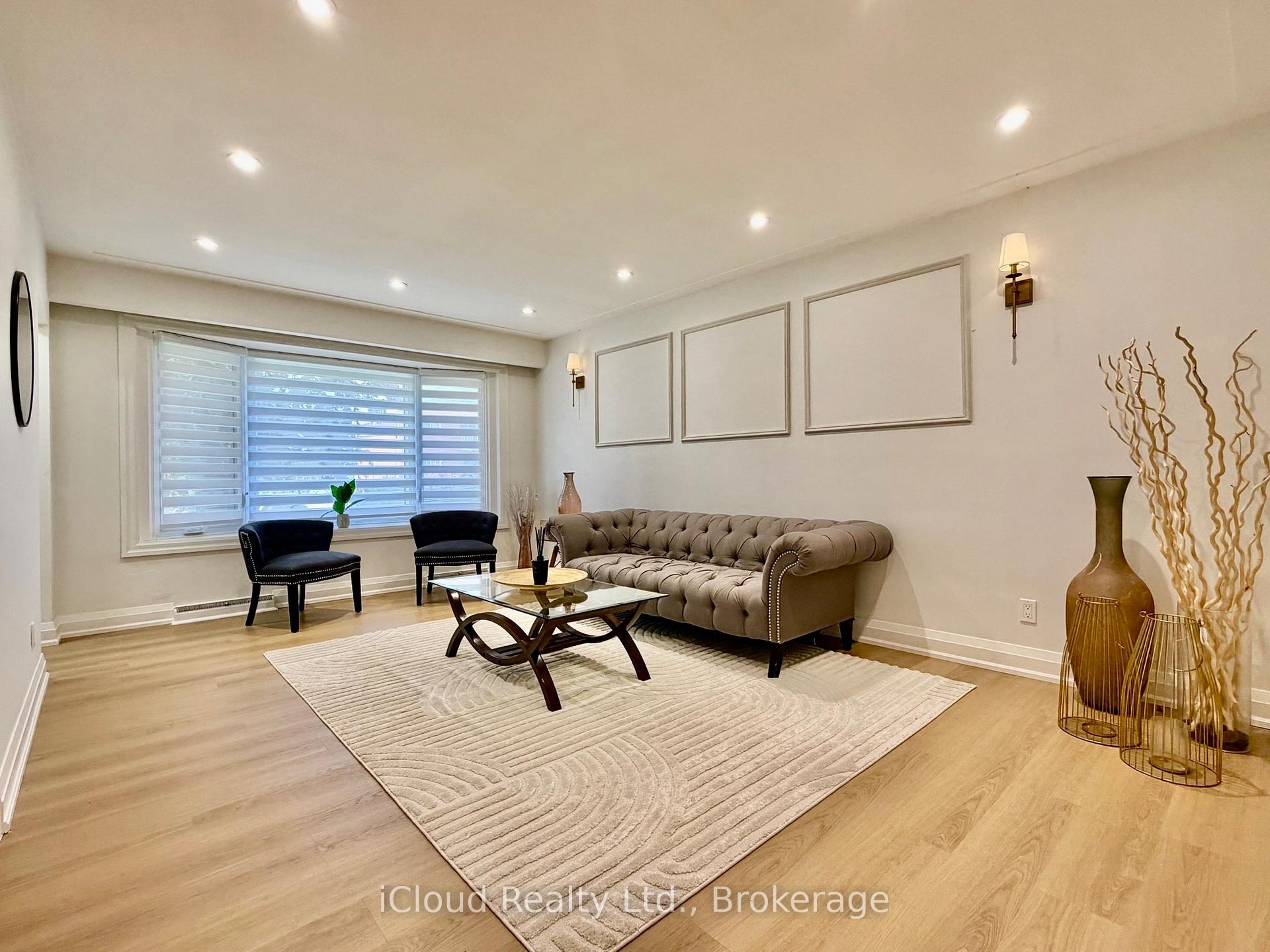 Photo 4 of 119 Dixon Street, Kitchener, Rockway — HOMEH