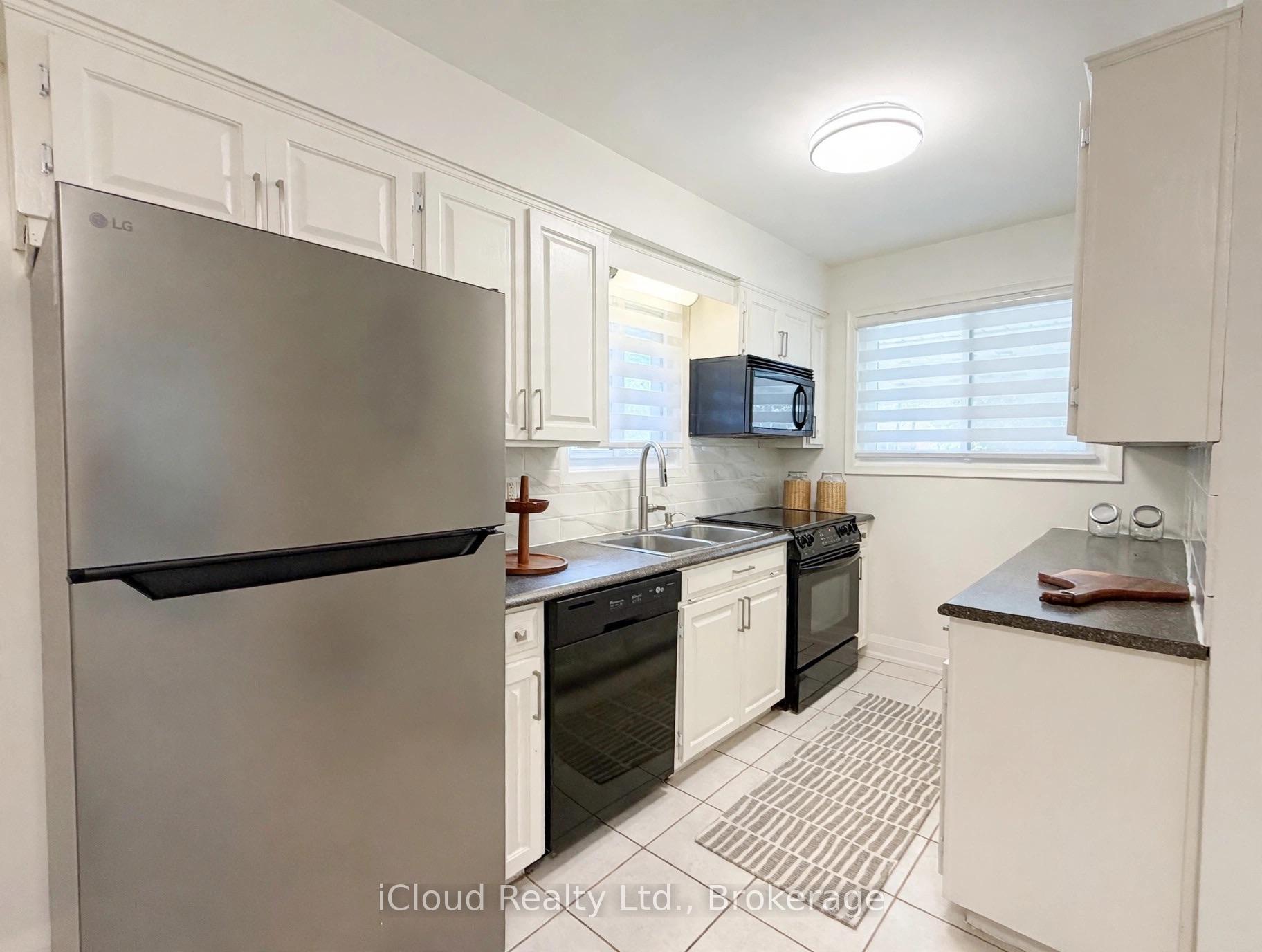 Photo 10 of 119 Dixon Street, Kitchener, Rockway — HOMEH
