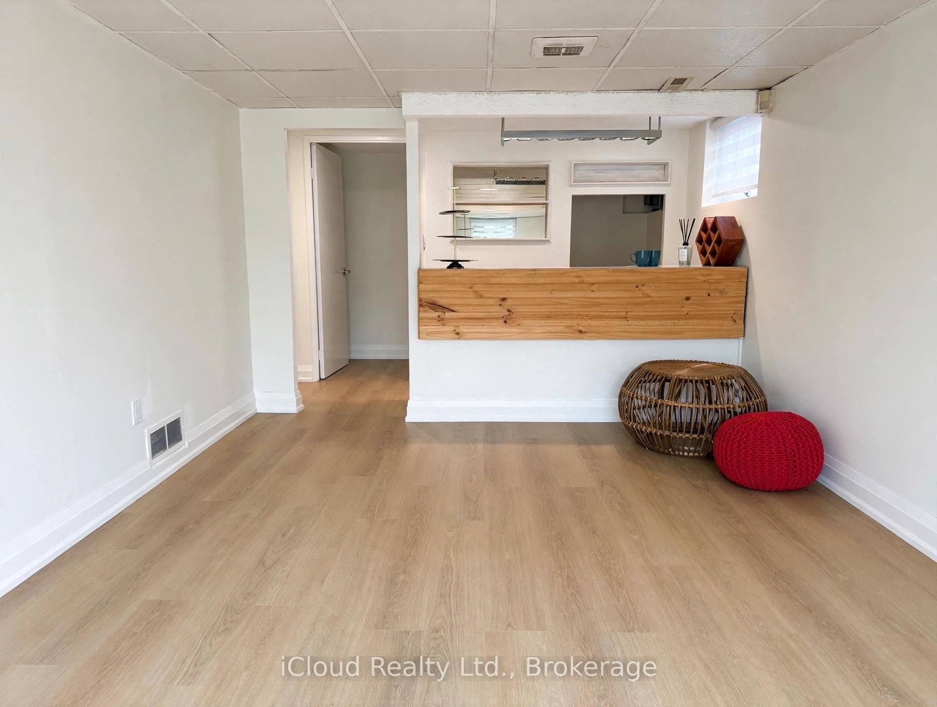 Photo 23 of 119 Dixon Street, Kitchener, Rockway — HOMEH