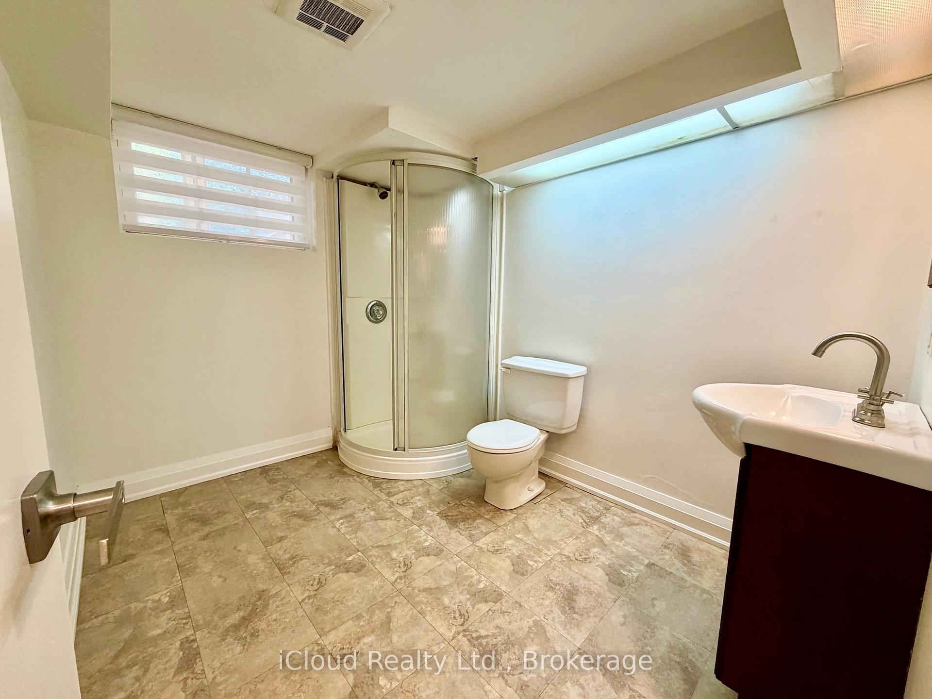 Photo 26 of 119 Dixon Street, Kitchener, Rockway — HOMEH