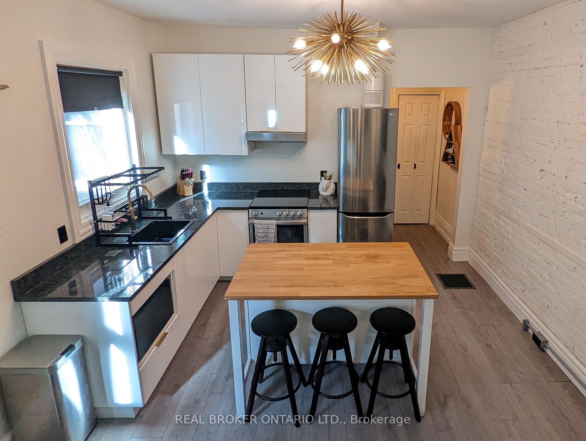 Photo 26 of 158 Hunter Street E, Hamilton, Corktown — HOMEH