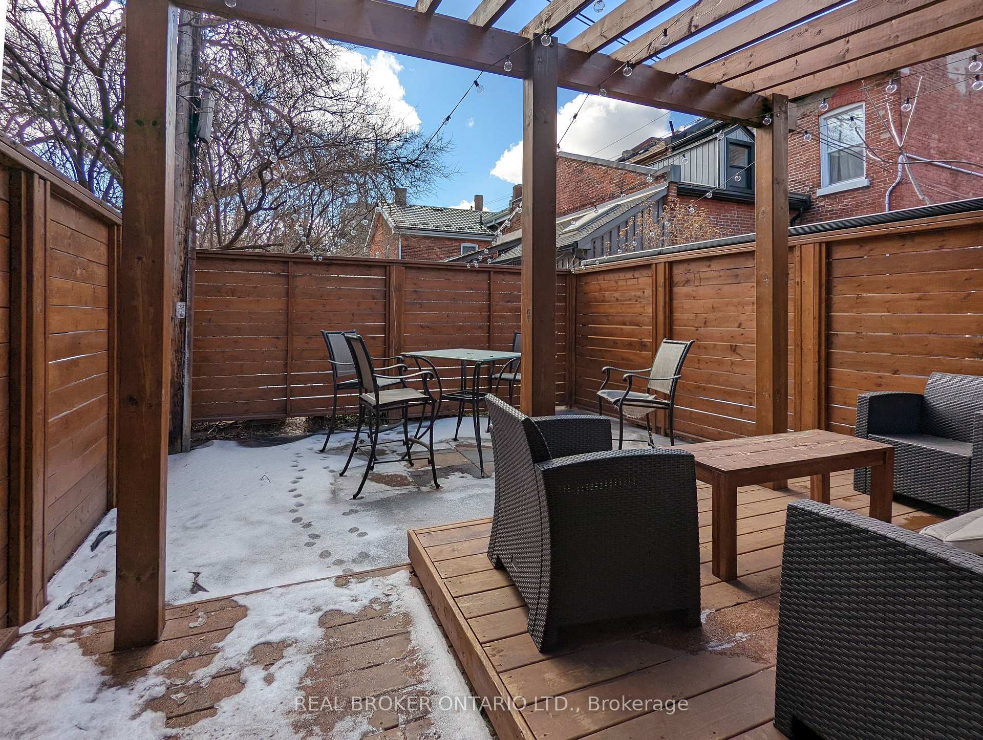 Photo 36 of 158 Hunter Street E, Hamilton, Corktown — HOMEH