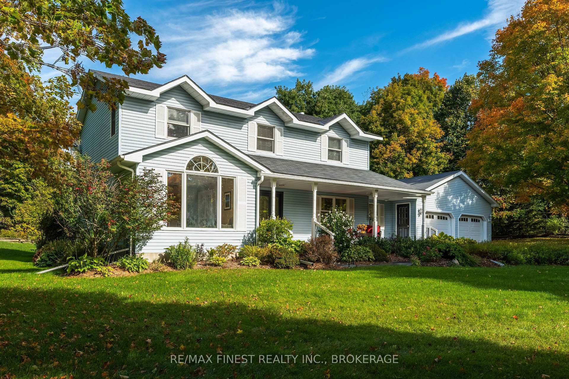 Photo 2 of 2032 Valleyview Drive, Frontenac, Frontenac South — HOMEH