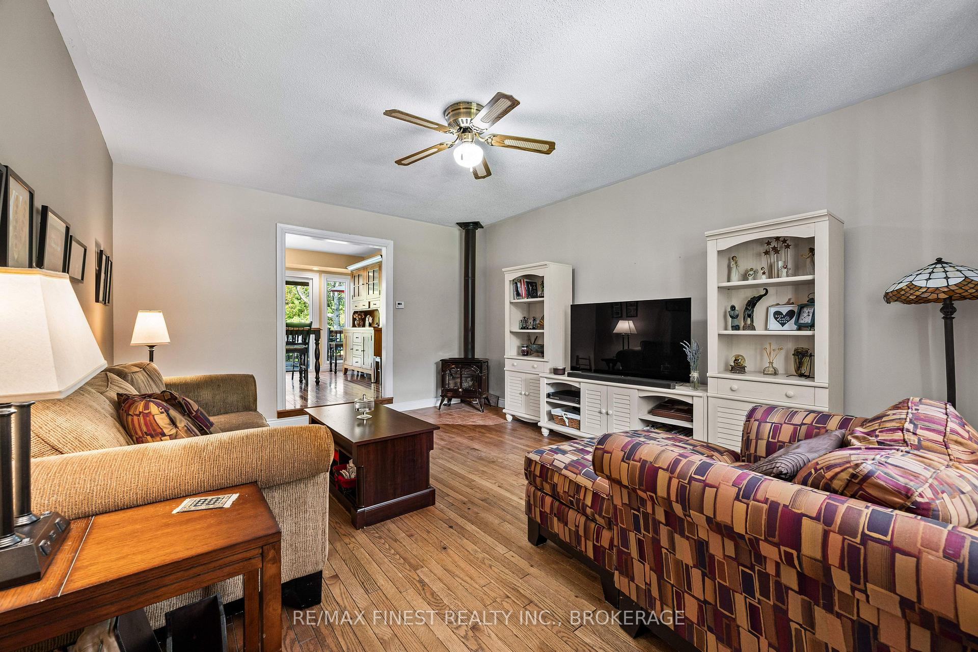 Photo 7 of 2032 Valleyview Drive, Frontenac, Frontenac South — HOMEH
