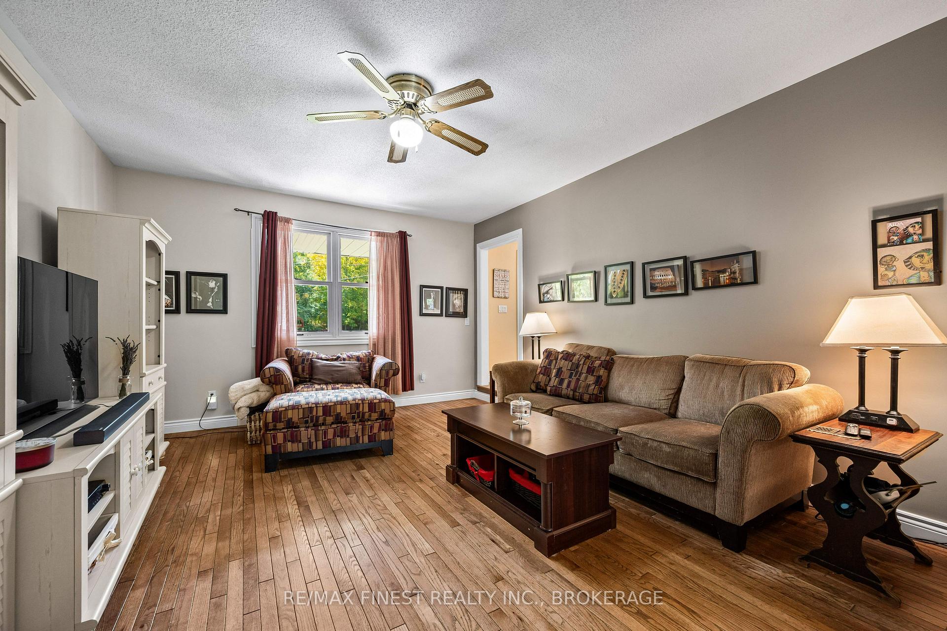 Photo 8 of 2032 Valleyview Drive, Frontenac, Frontenac South — HOMEH
