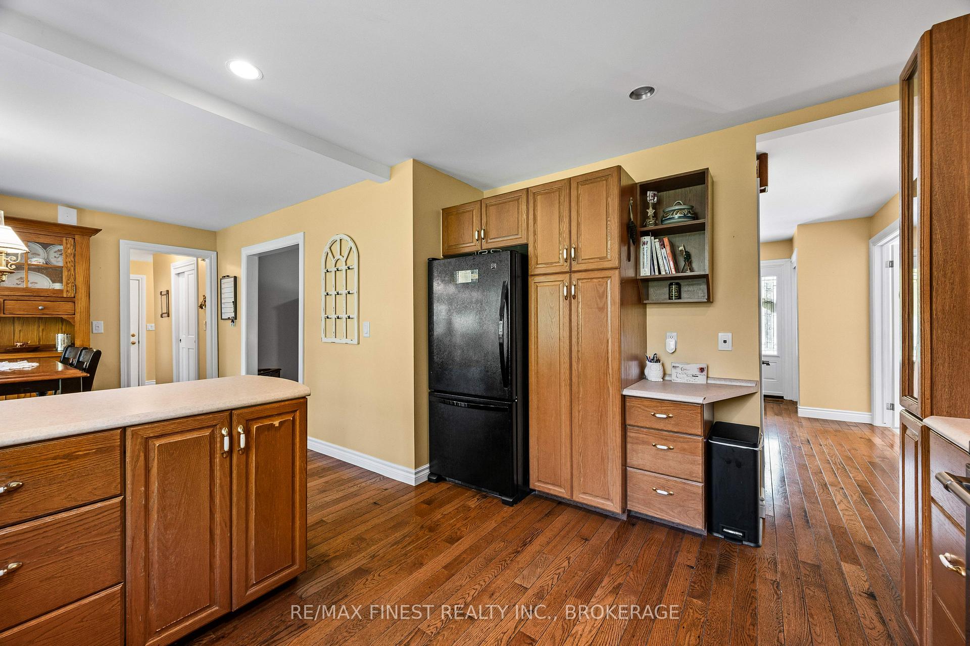 Photo 13 of 2032 Valleyview Drive, Frontenac, Frontenac South — HOMEH