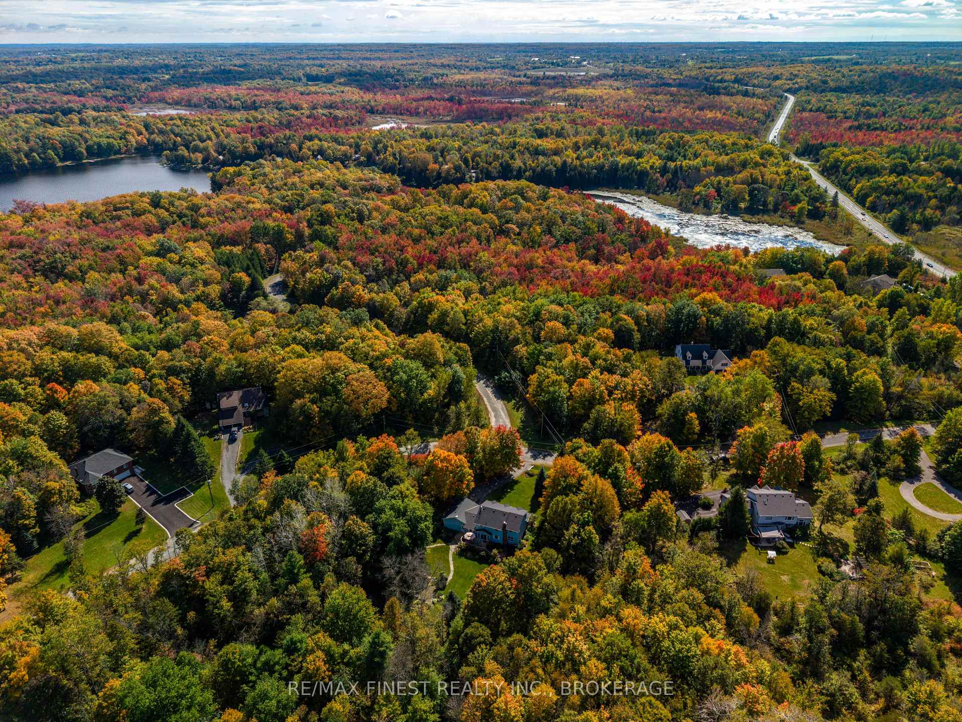 Photo 47 of 2032 Valleyview Drive, Frontenac, Frontenac South — HOMEH